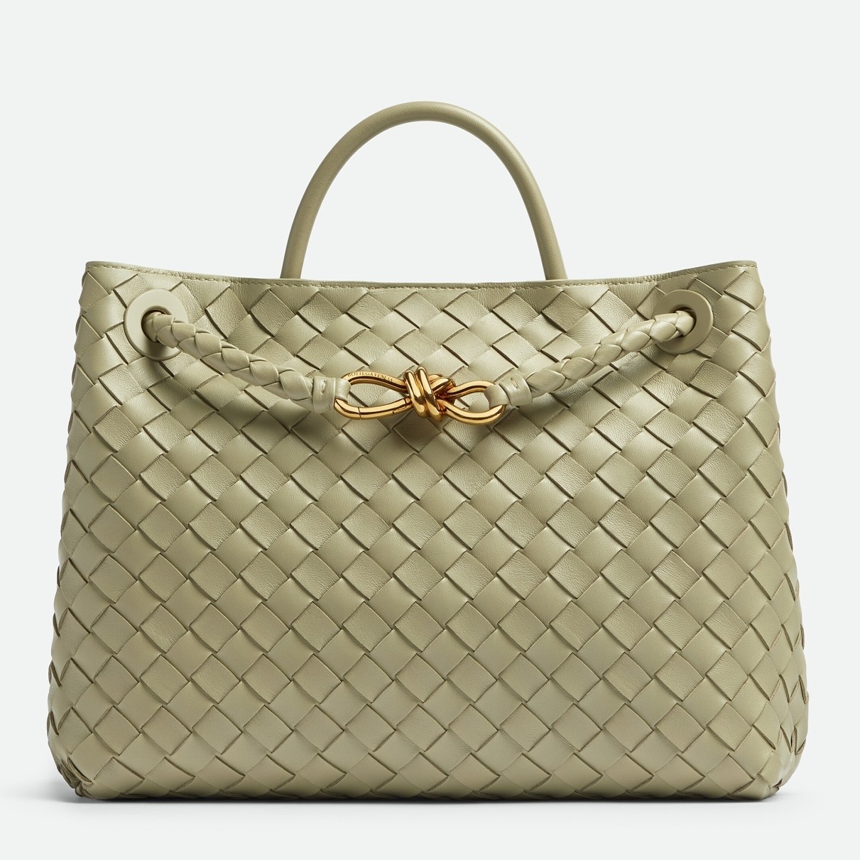 bo*te*ga Ve*ne*ta medium andiamo bag in travertine intrecciato lambskin