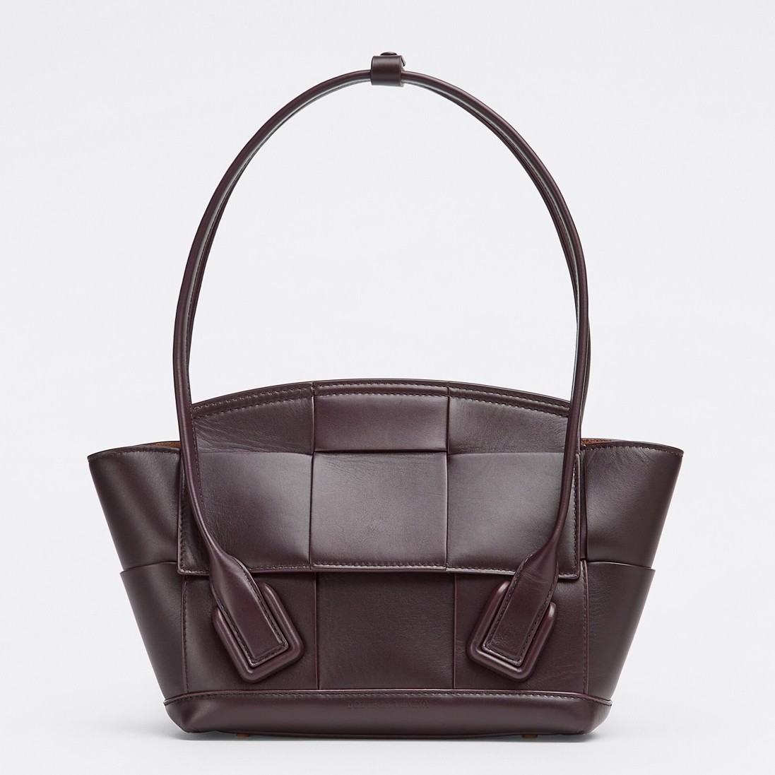 bo*te*ga Ve*ne*ta arco small bag in grape intrecciato calfskin