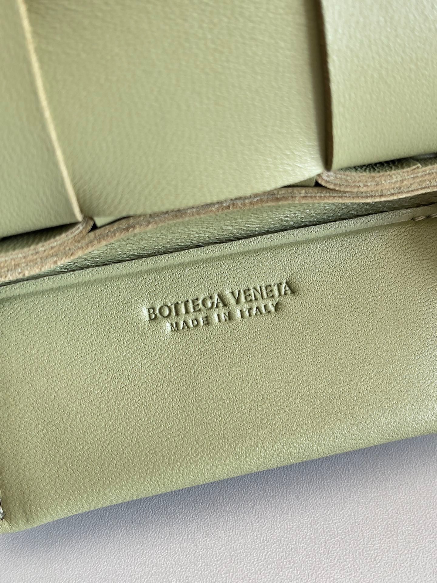 bo*te*ga Ve*ne*ta candy cassette bag in travertine lambskin