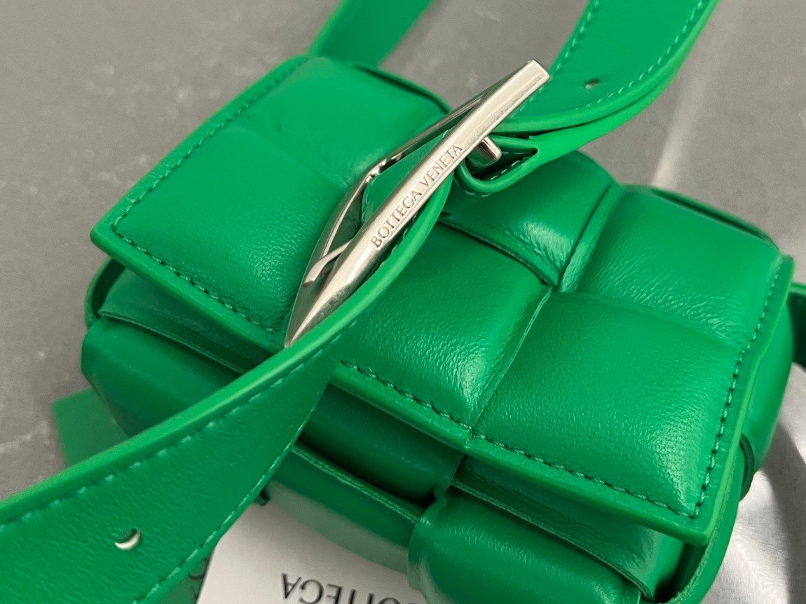 bo*te*ga Ve*ne*ta candy padded cassette bag in parakeet lambskin