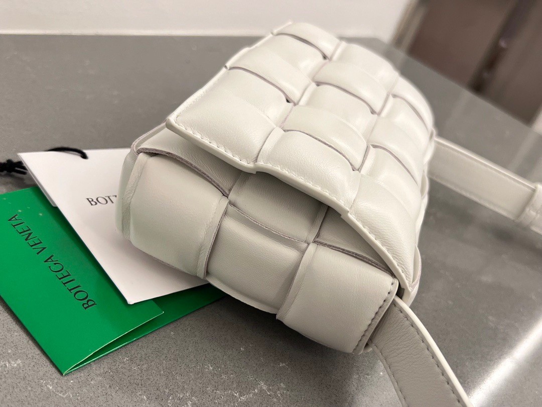 bo*te*ga Ve*ne*ta small padded cassette bag in white lambskin