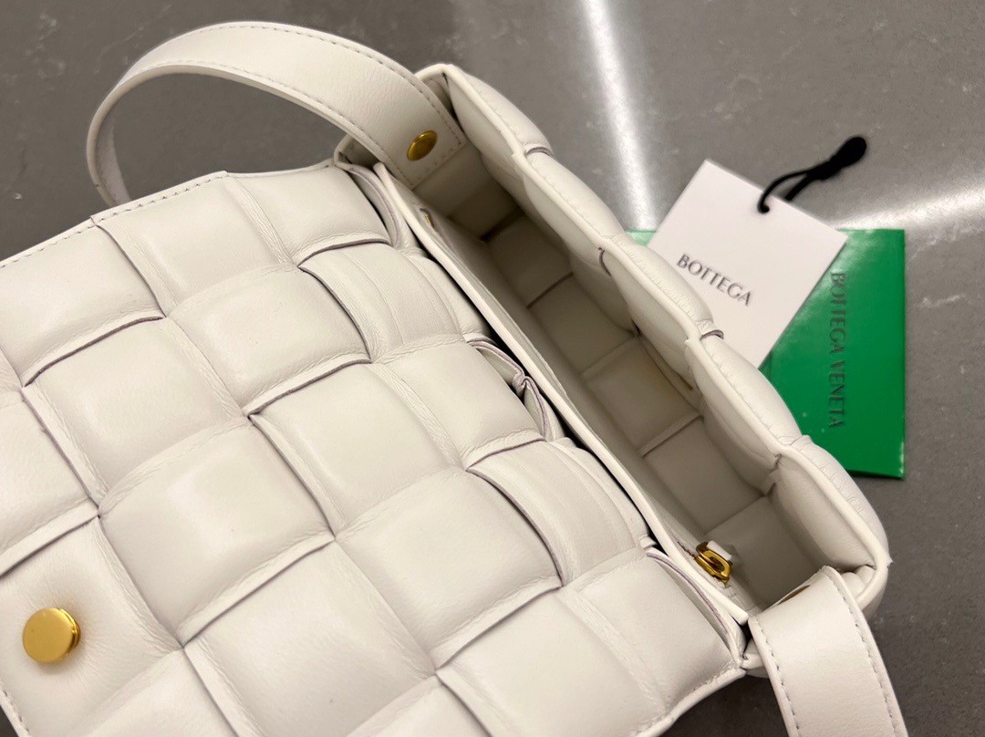 bo*te*ga Ve*ne*ta small padded cassette bag in white lambskin