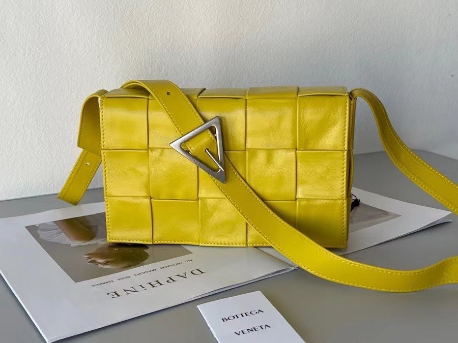 bo*te*ga Ve*ne*ta cassett bag in yellow wrinkled calfskin