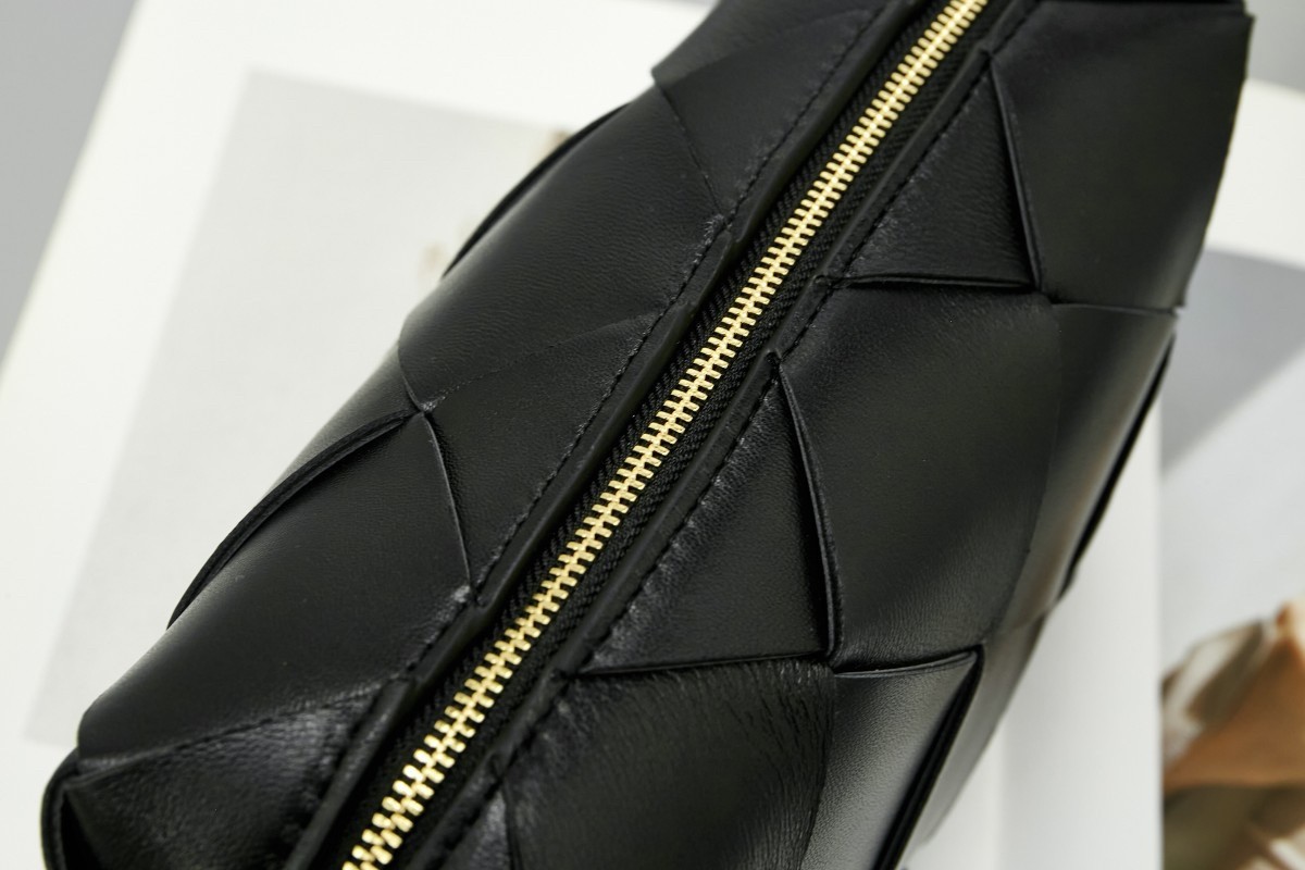 bo*te*ga Ve*ne*ta small cassette camera bag in black lambskin