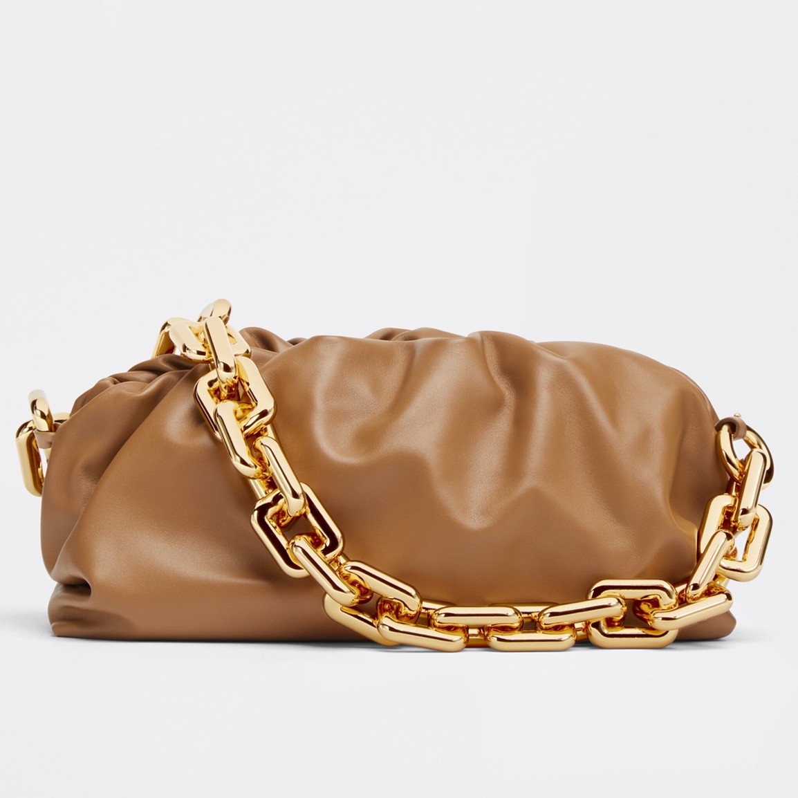bo*te*ga Ve*ne*ta the chain pouch bag in teak calfskin