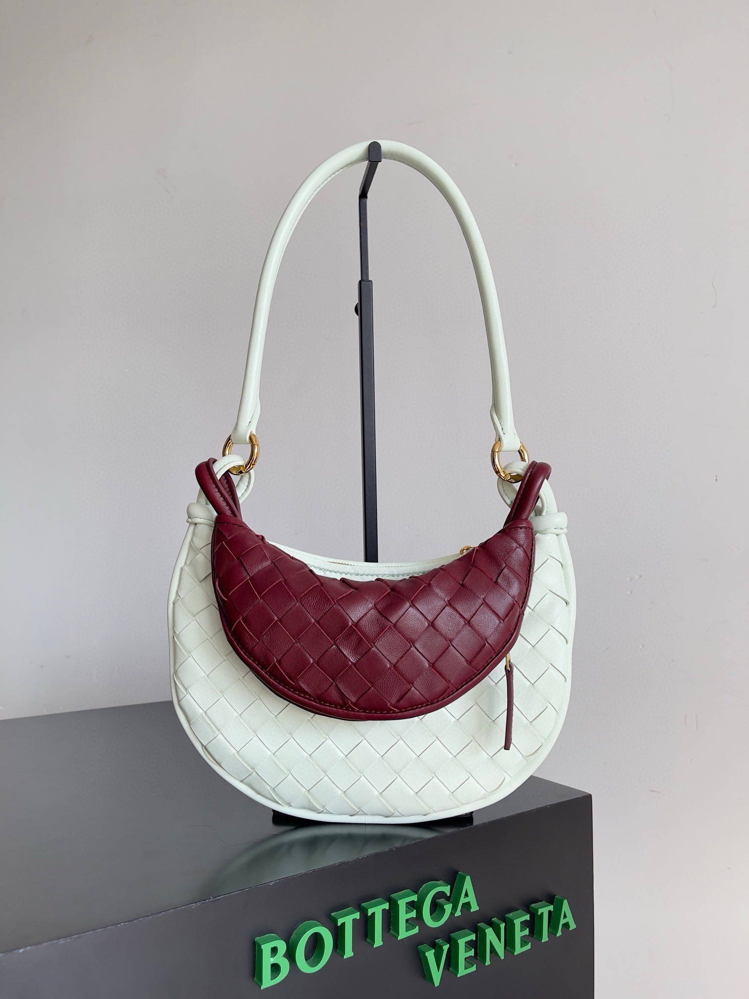 bo*te*ga Ve*ne*ta gemelli small bag in glacier/barolo intrecciato lambskin