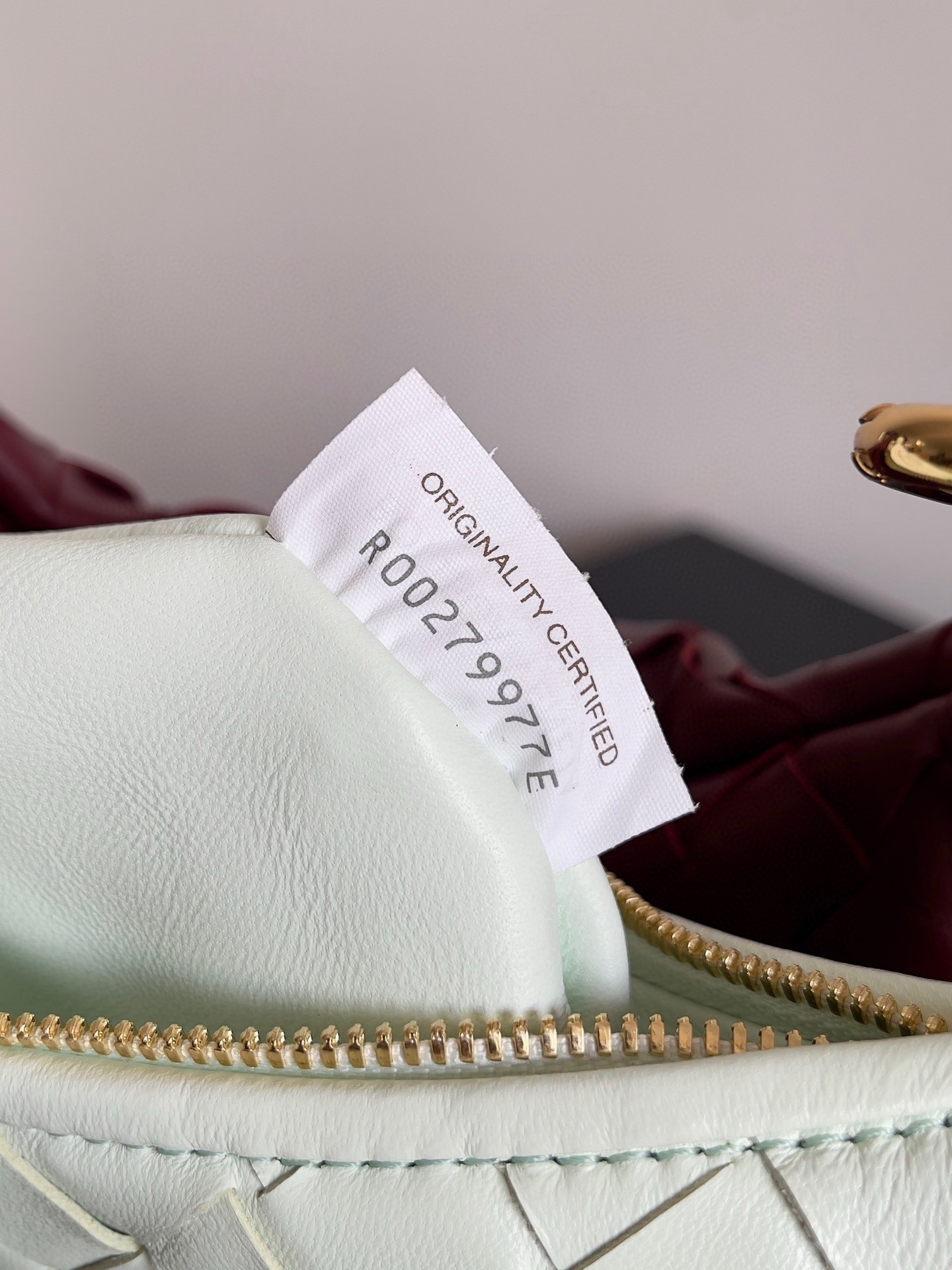 bo*te*ga Ve*ne*ta gemelli small bag in glacier/barolo intrecciato lambskin