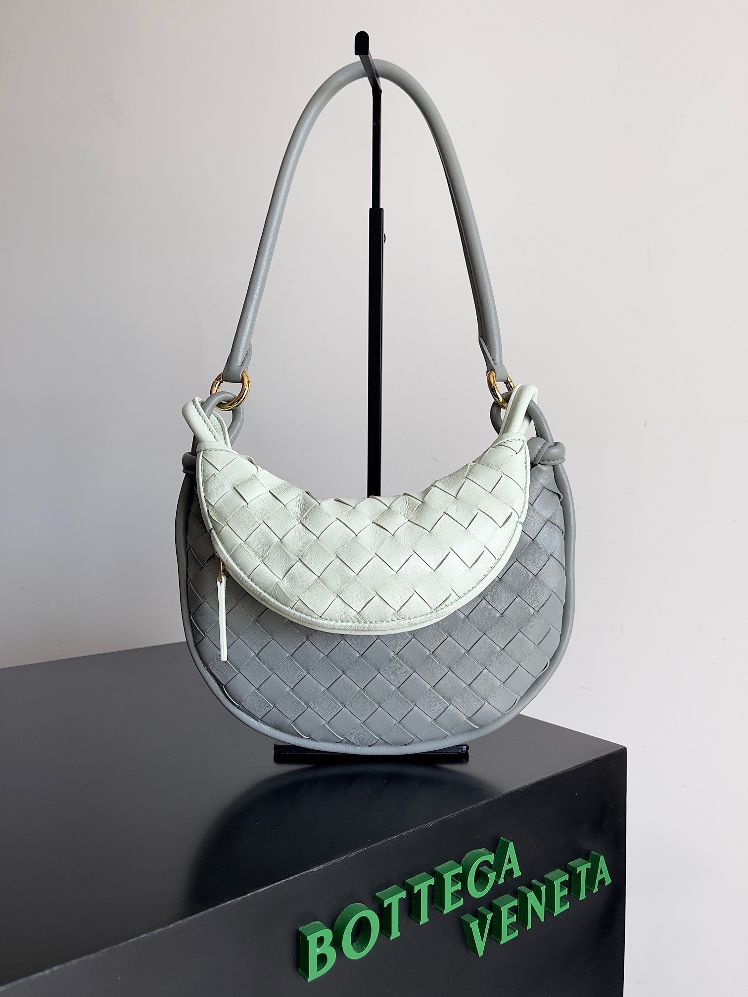 bo*te*ga Ve*ne*ta gemelli small bag in grey/glacier intrecciato lambskin