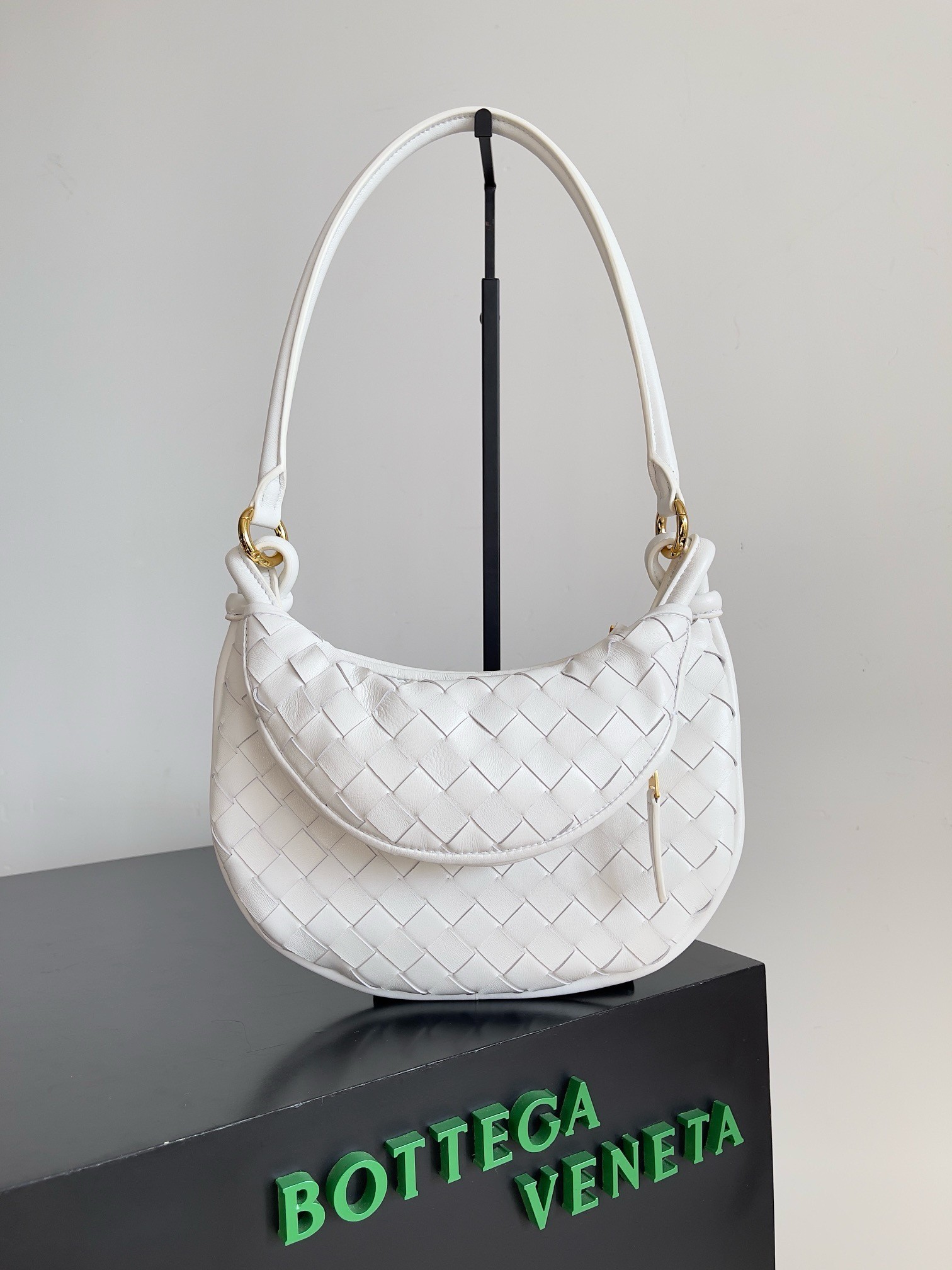 bo*te*ga Ve*ne*ta gemelli small bag in white intrecciato lambskin