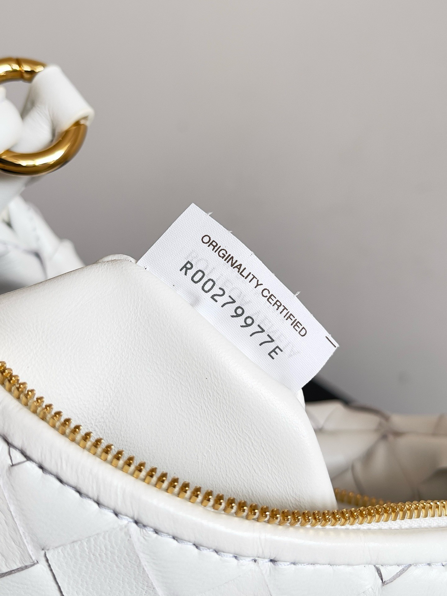 bo*te*ga Ve*ne*ta gemelli small bag in white intrecciato lambskin