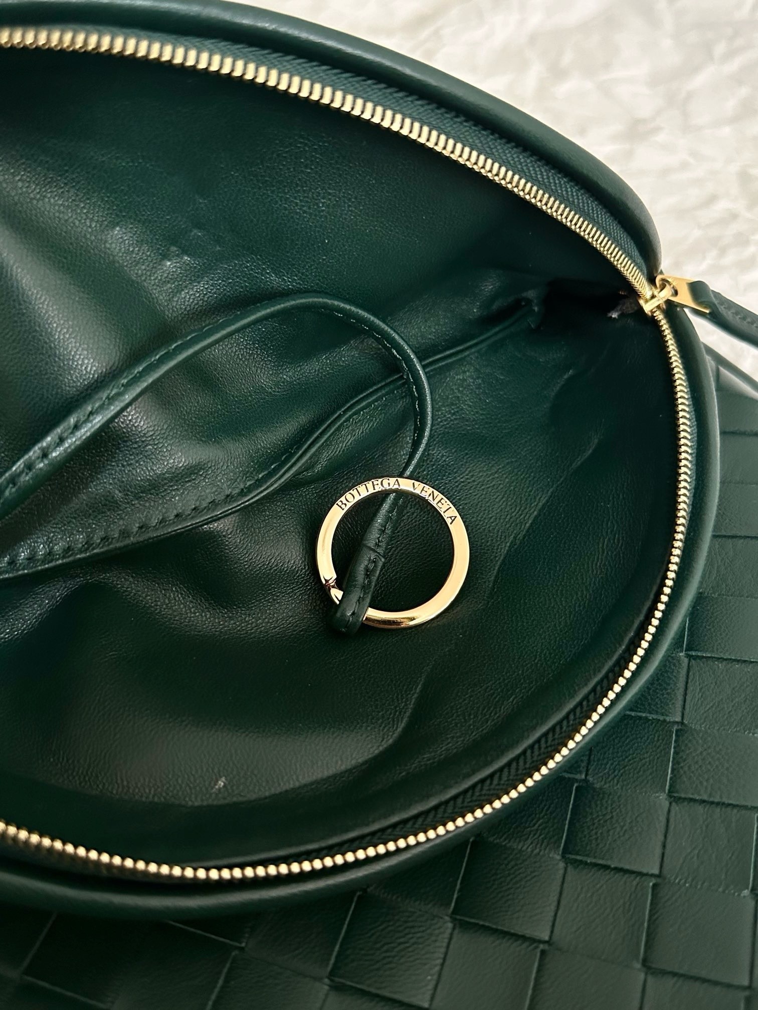 bo*te*ga Ve*ne*ta gemelli medium bag in emerald green intrecciato lambskin