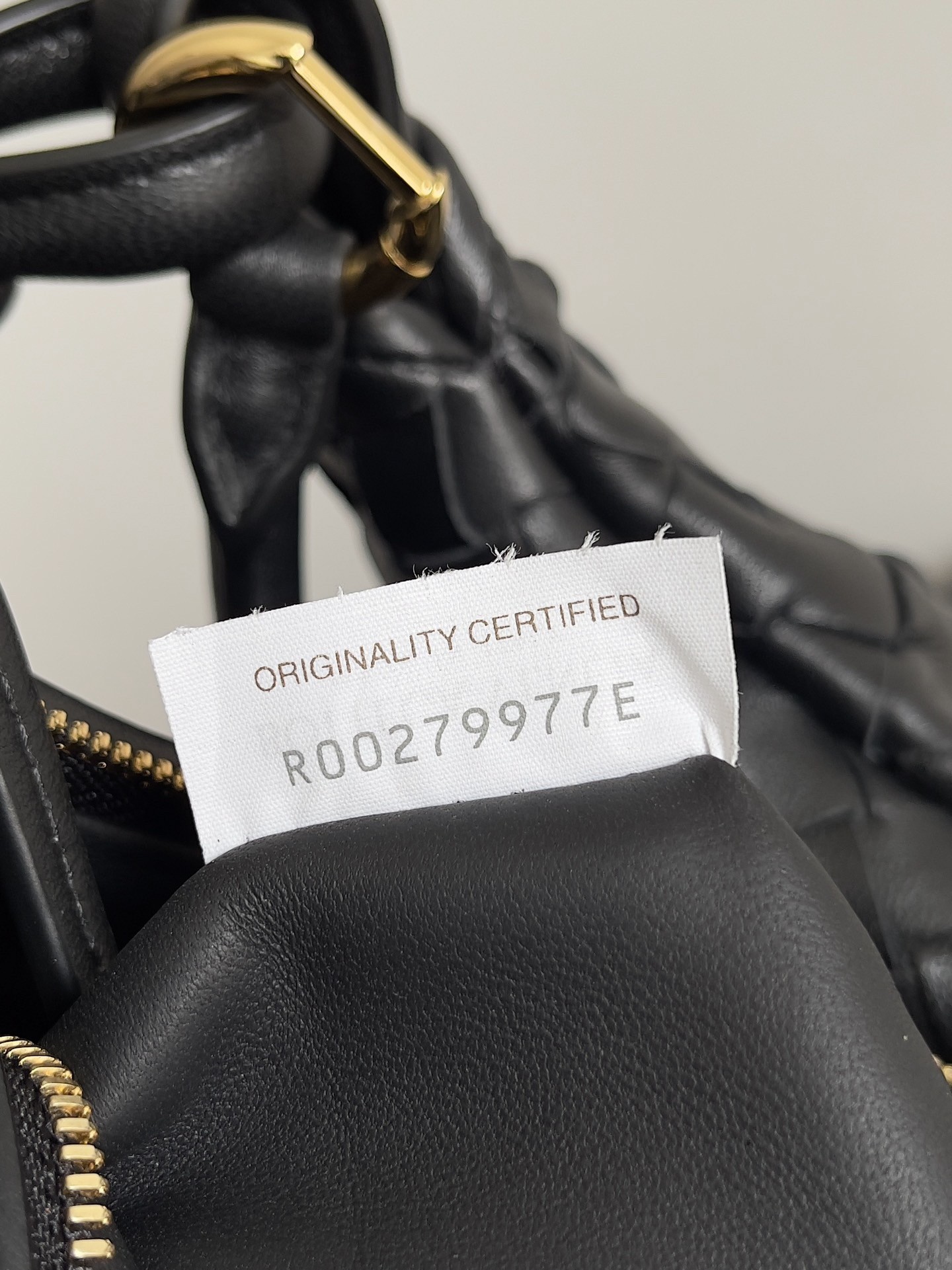 bo*te*ga Ve*ne*ta gemelli medium bag in black intrecciato lambskin