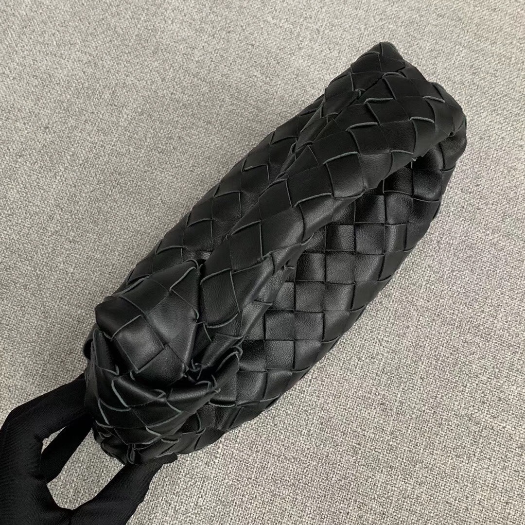 bo*te*ga Ve*ne*ta mini bv jodie bag in black woven leather