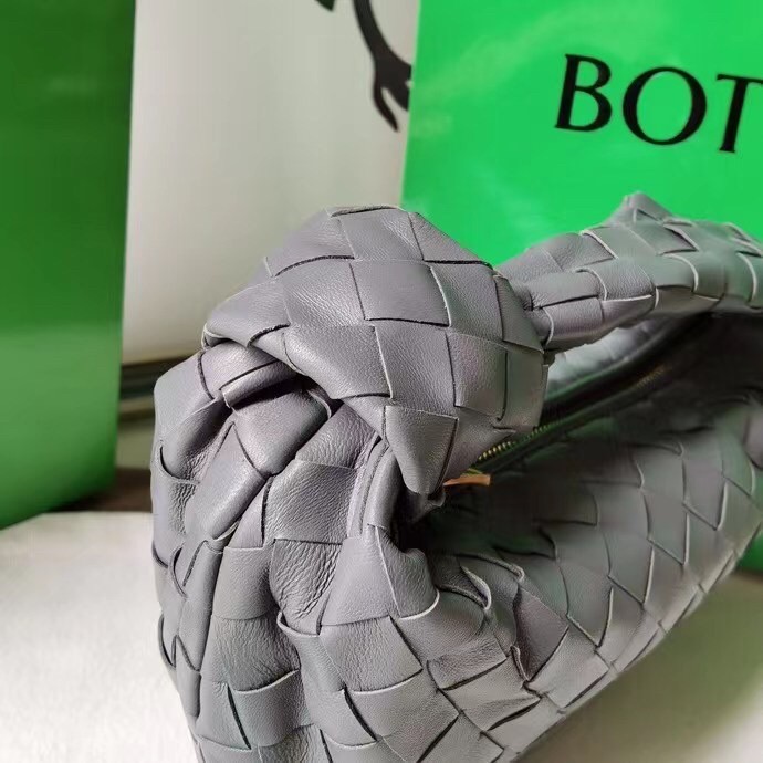bo*te*ga Ve*ne*ta mini bv jodie bag in thunder woven leather