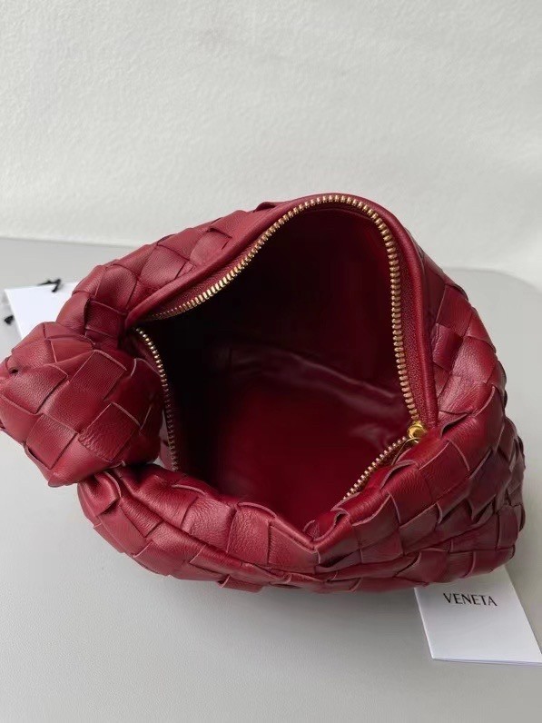 bo*te*ga Ve*ne*ta bv jodie mini bag in dark red intrecciato lambskin