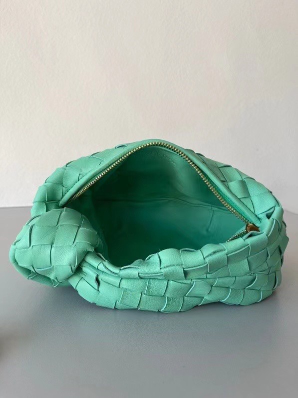 bo*te*ga Ve*ne*ta bv jodie mini bag in fountain intrecciato lambskin