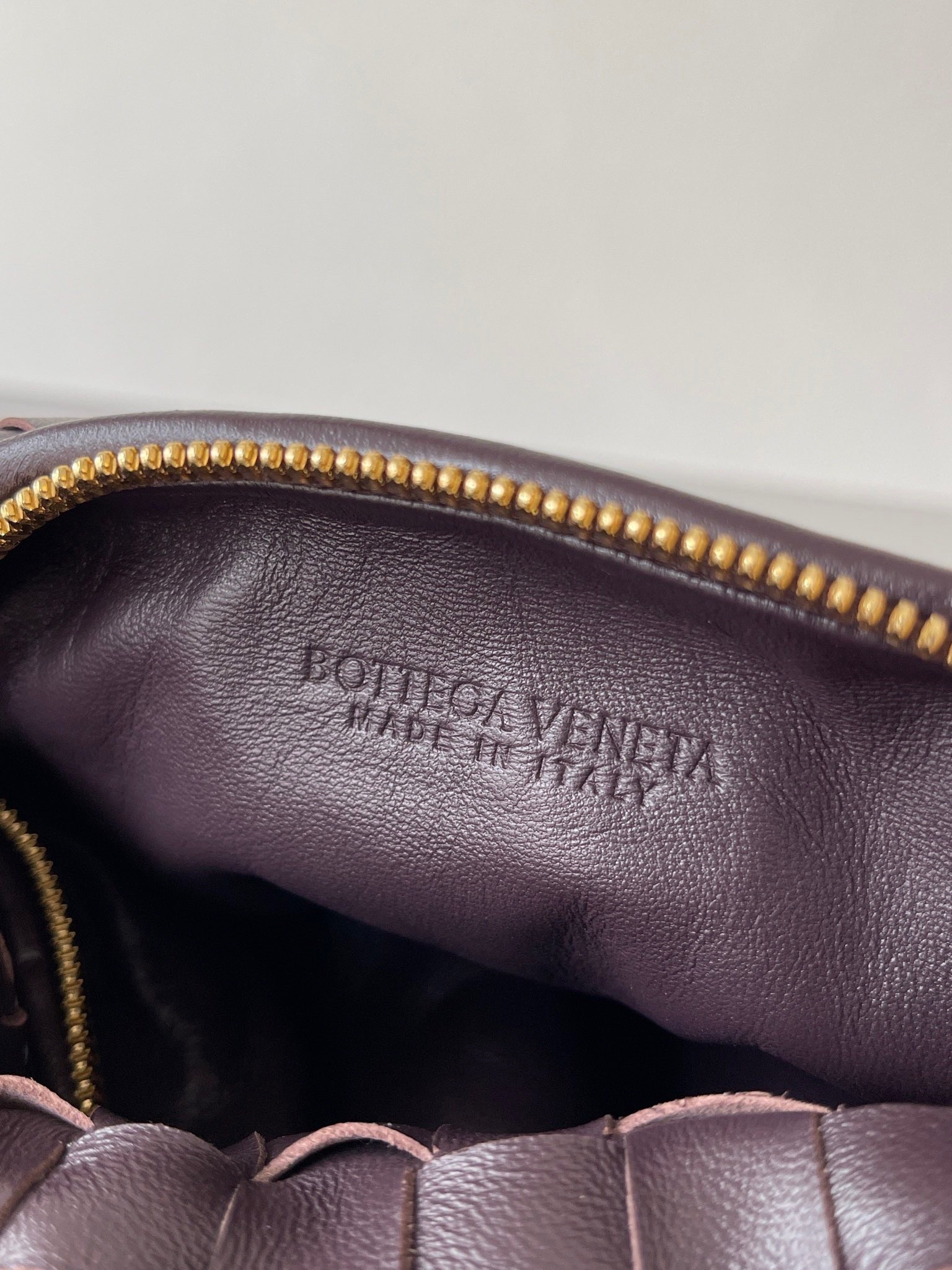 bo*te*ga Ve*ne*ta bv jodie mini bag in potion intrecciato lambskin