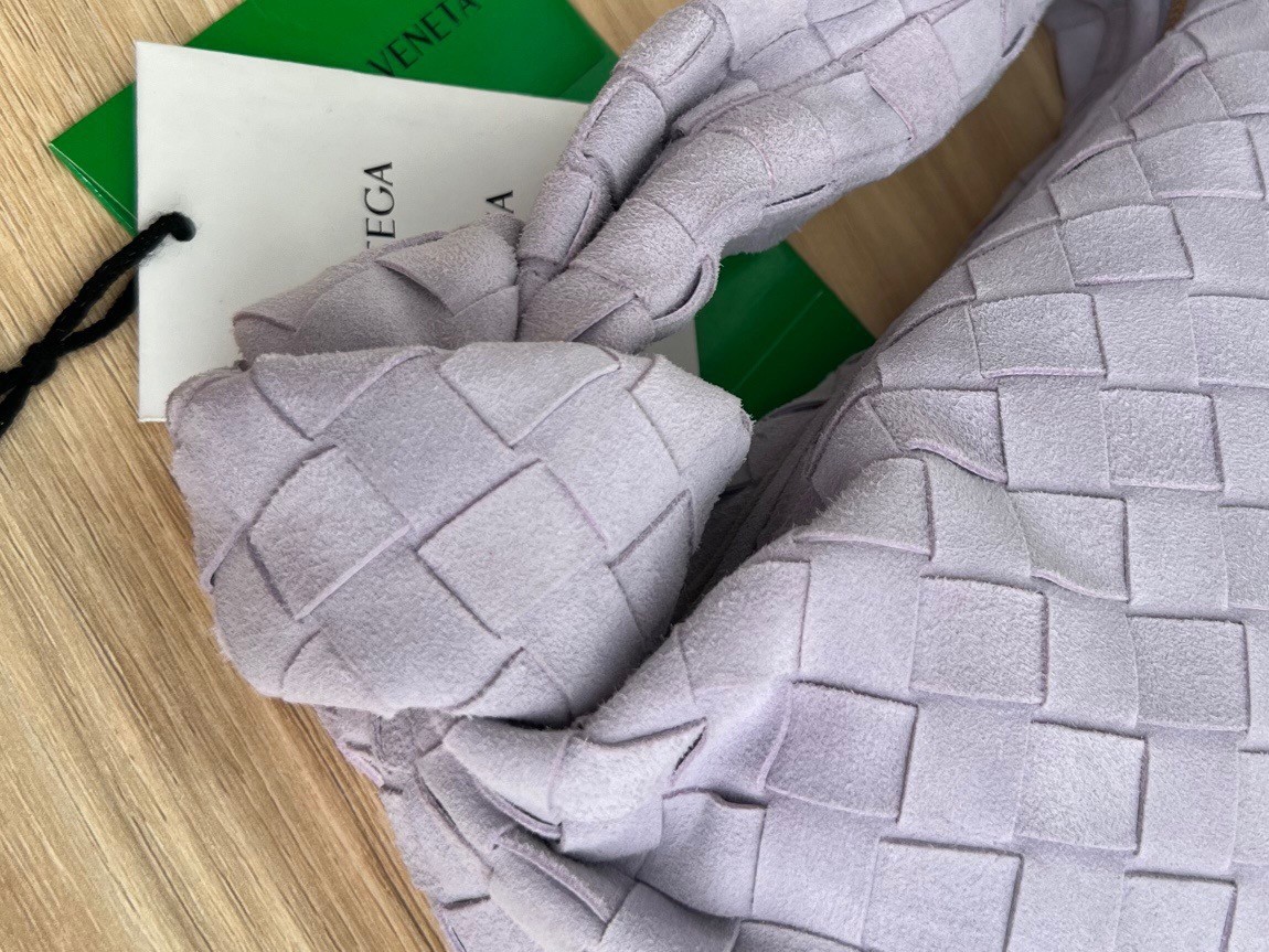 bo*te*ga Ve*ne*ta bv jodie mini bag in lilac intrecciato suede