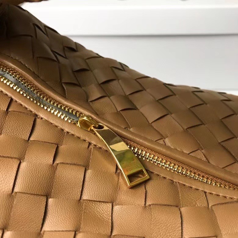 bo*te*ga Ve*ne*ta bv jodie small bag in caramel intrecciato leather
