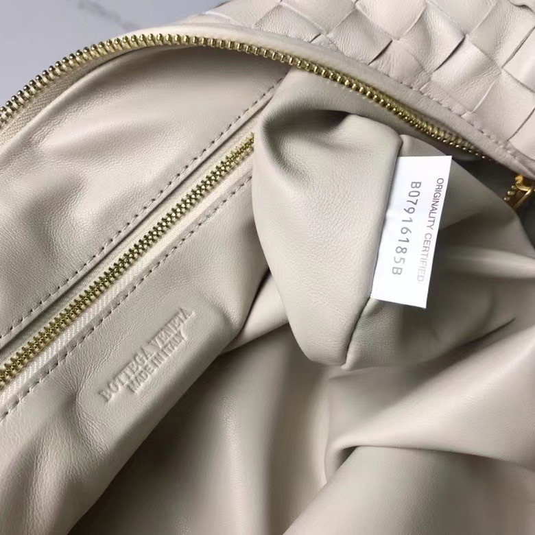 bo*te*ga Ve*ne*ta bv jodie small bag in white intrecciato leather
