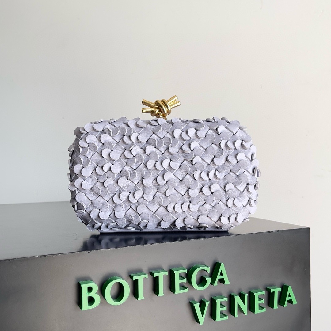 bo*te*ga Ve*ne*ta knot minaudiere clutch in oyster sequins lambskin