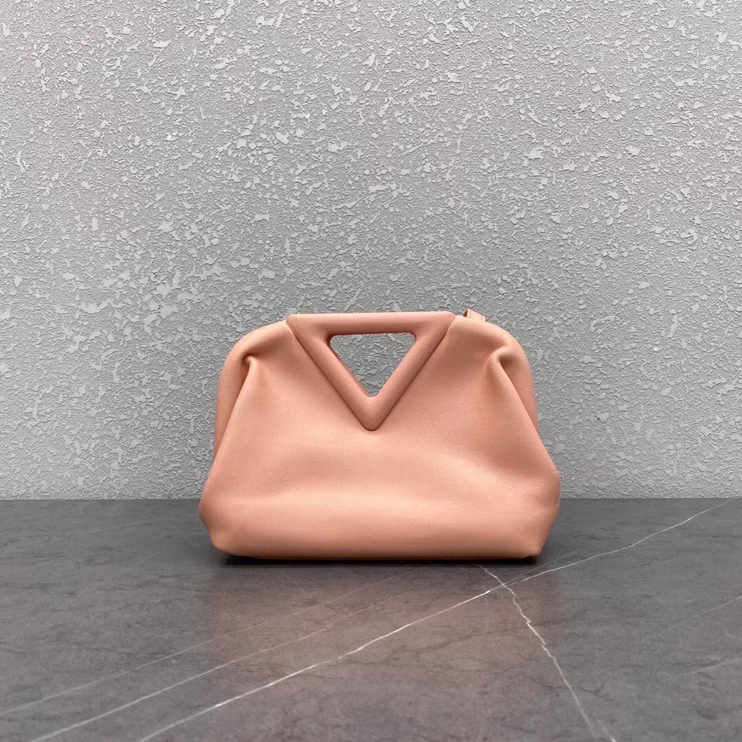 bo*te*ga Ve*ne*ta small point top handle bag in peachy leather