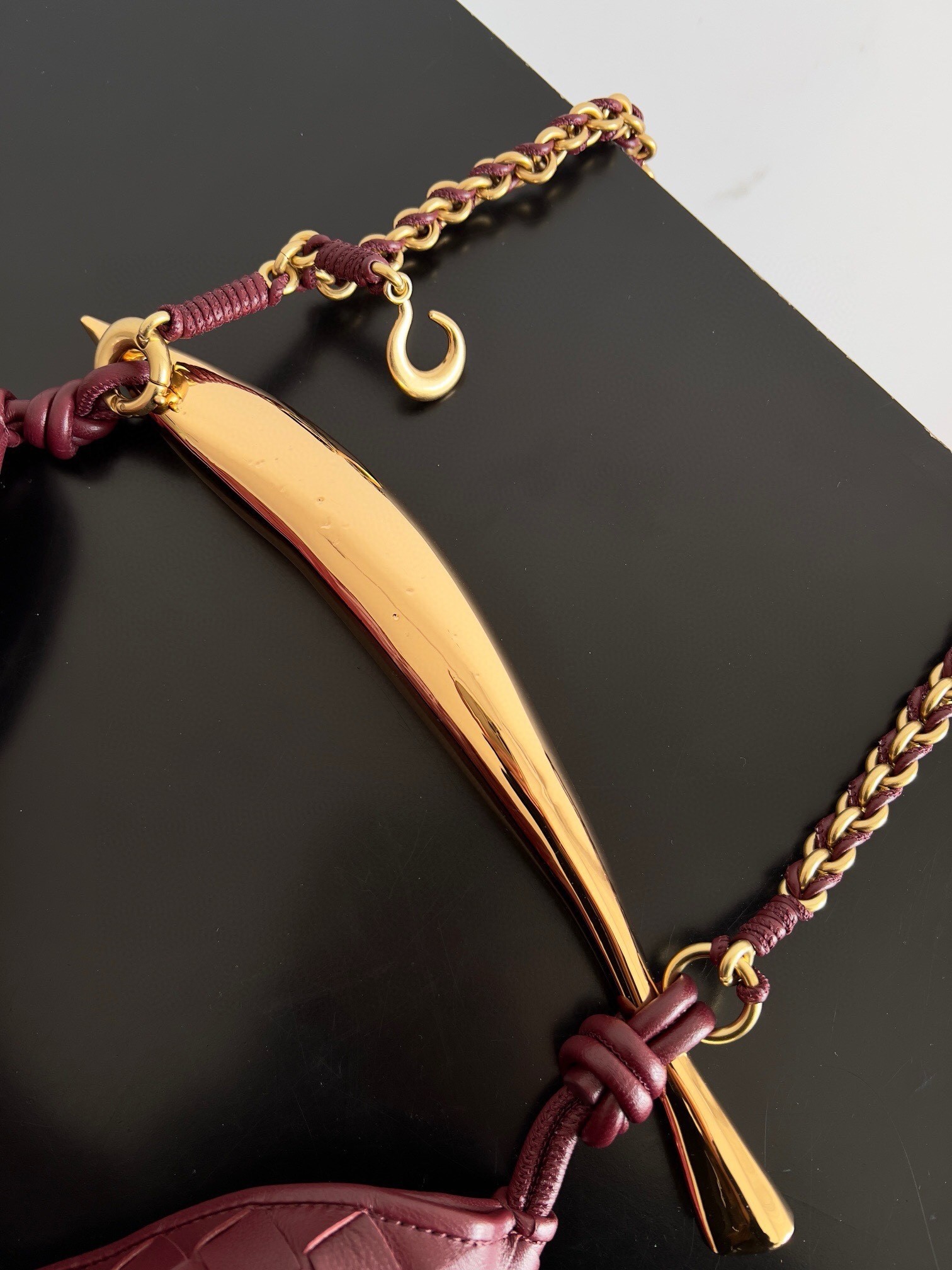 bo*te*ga Ve*ne*ta sardine small bag with chain in barolo lambskin