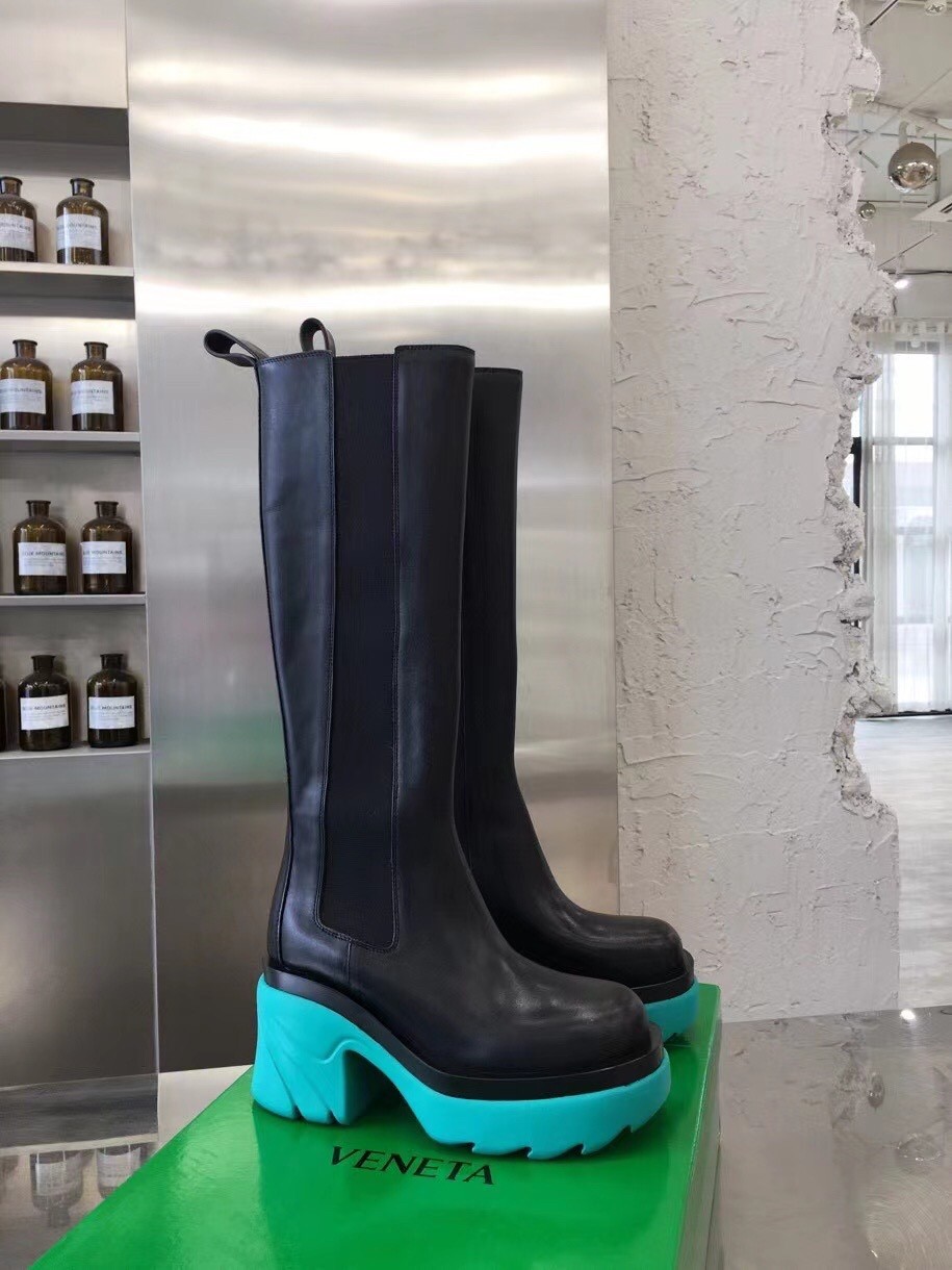 bo*te*ga Ve*ne*ta flash knee-high boots with neptune outsole