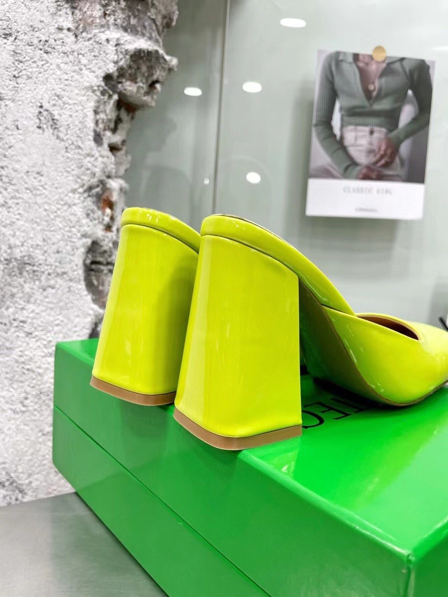 bo*te*ga Ve*ne*ta tower mules in yellow patent calfskin