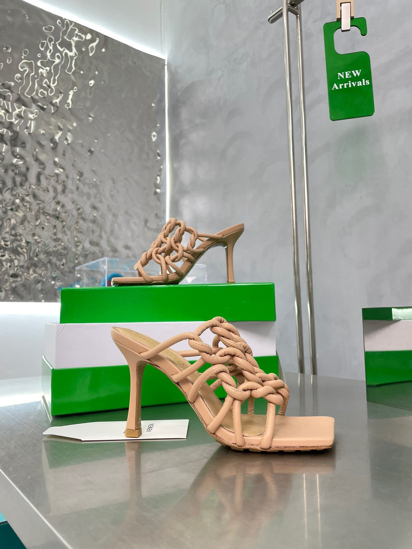 bo*te*ga Ve*ne*ta stretch twist sandals in beige lambskin