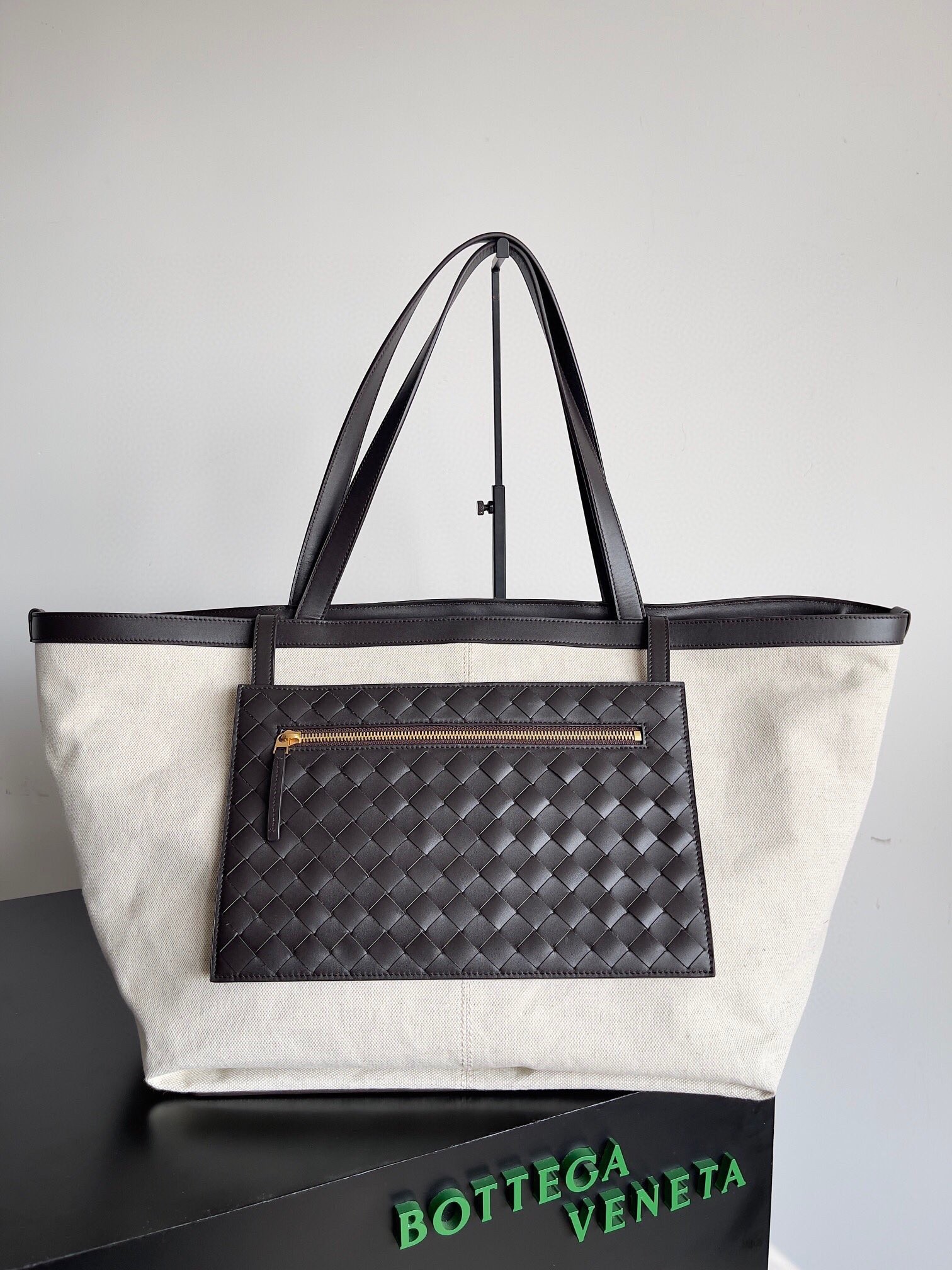 bo*te*ga Ve*ne*ta large flip flap bag in canvas with fondant leather