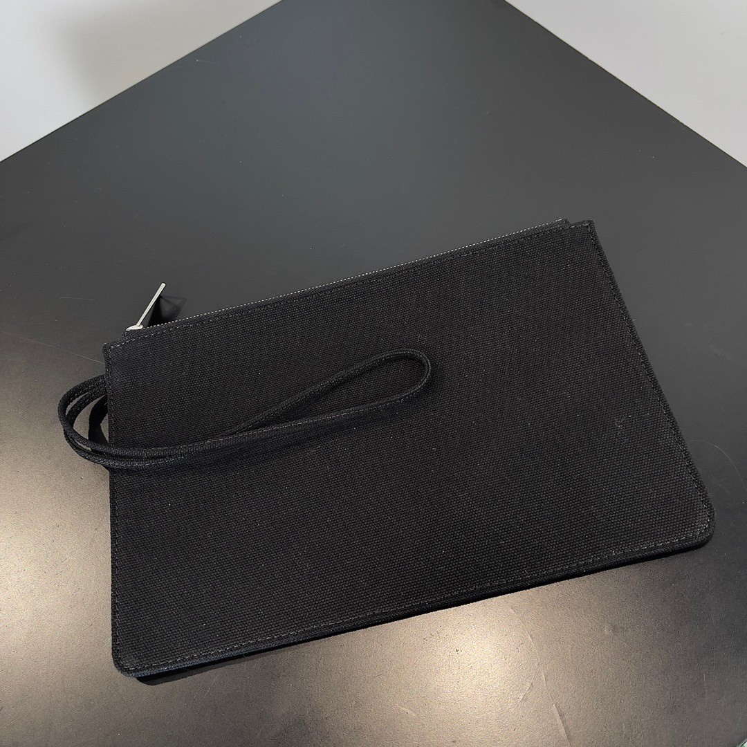 bo*te*ga Ve*ne*ta large arco tote bag in black intrecciato canvas