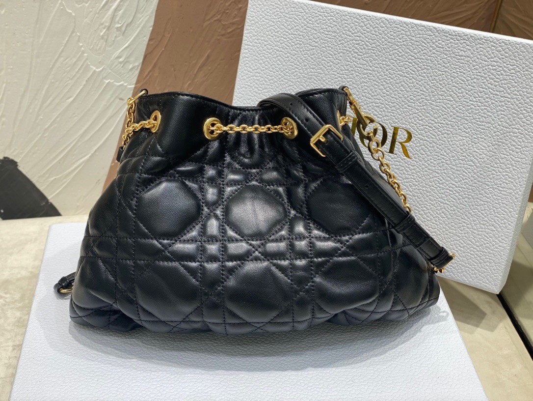 D*or ammi medium bag in black macrocannage lambskin