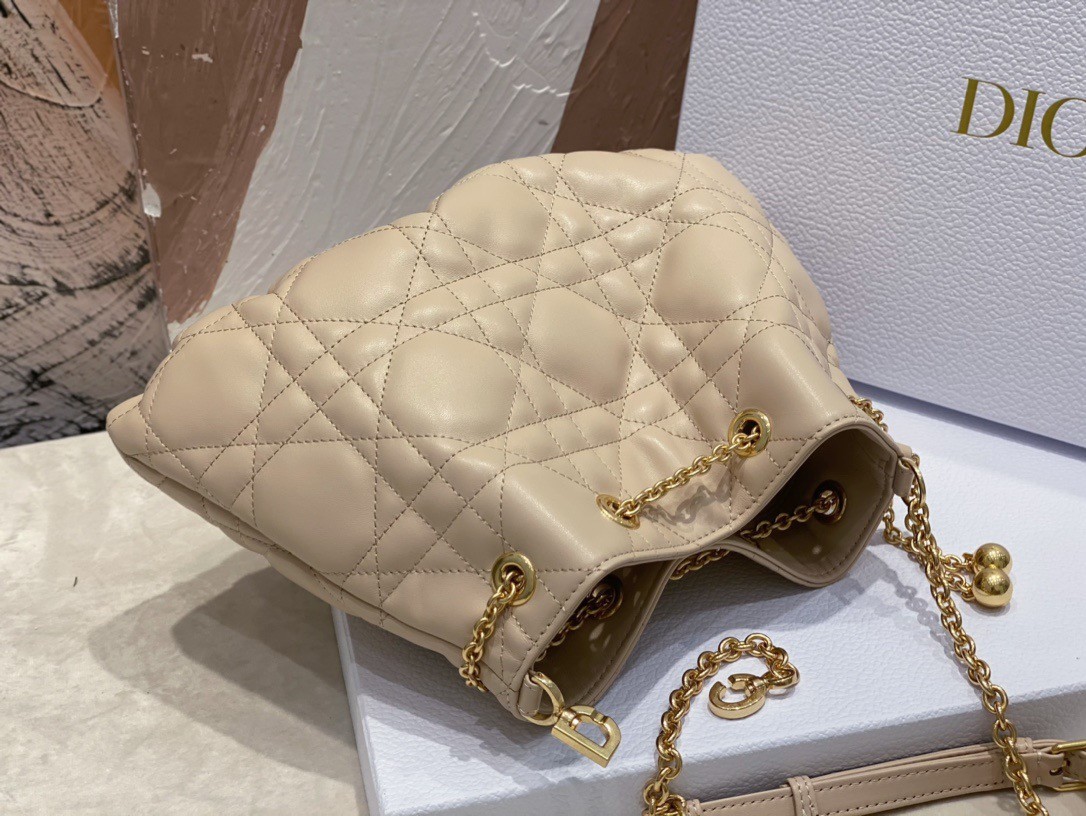 D*or ammi medium bag in sand pink macrocannage lambskin