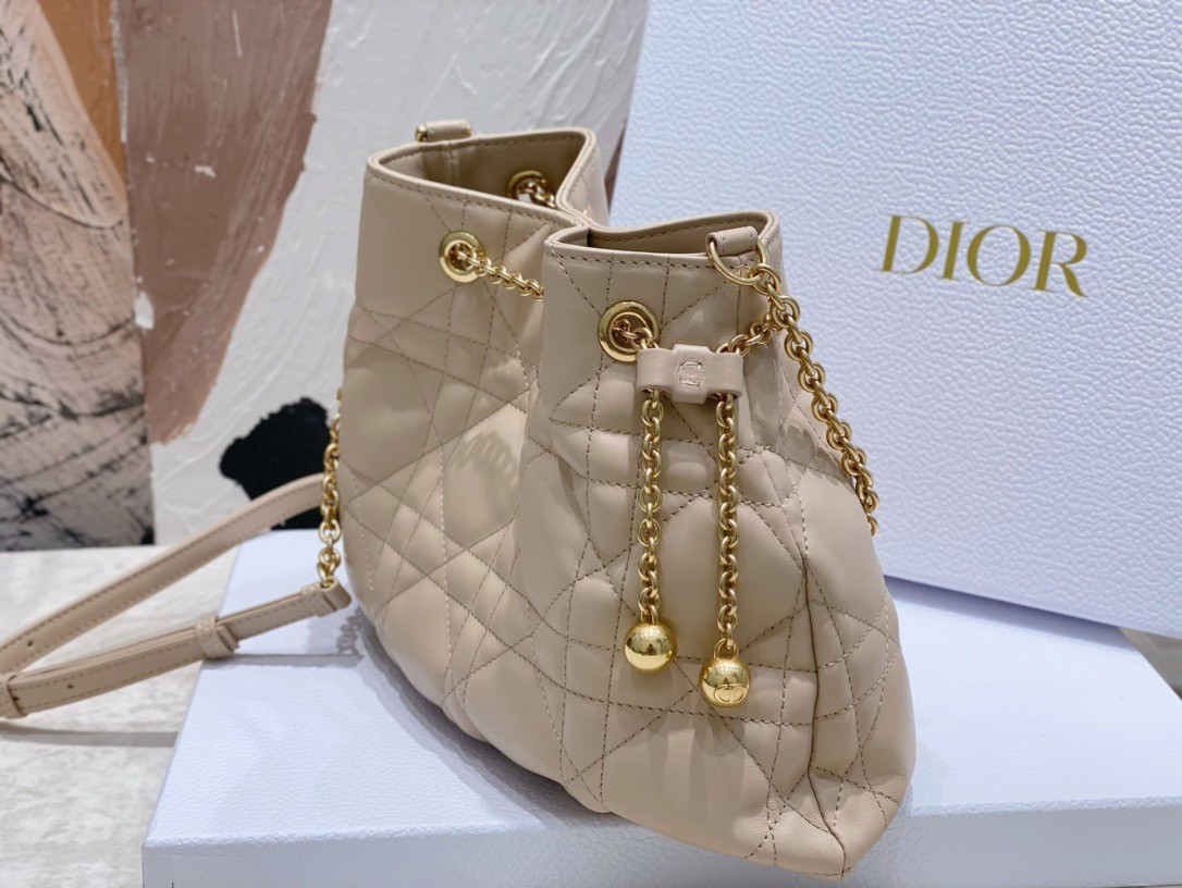 D*or ammi medium bag in sand pink macrocannage lambskin