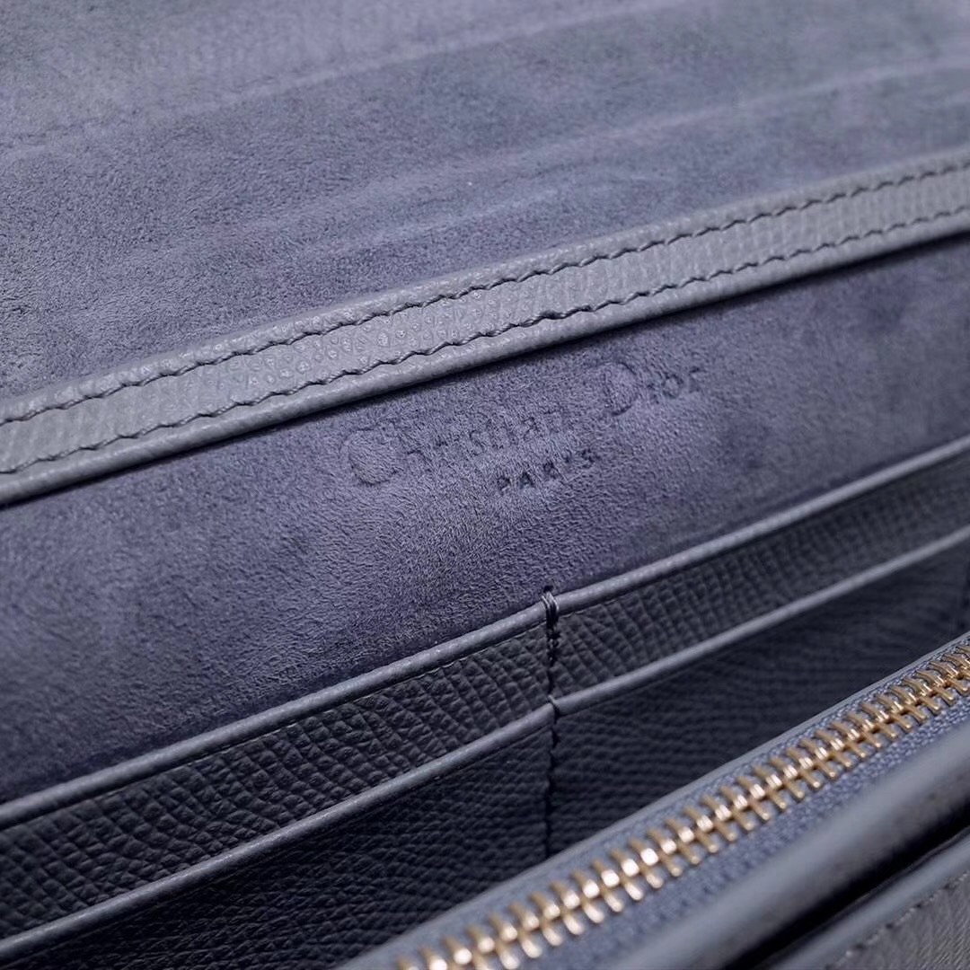 D*or 30 montaigne 2 in 1 belt bag in grey calfskin