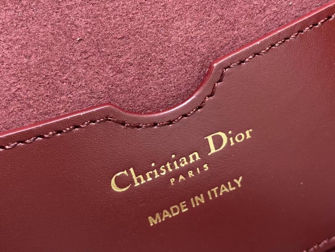 D*or medium bobby bag in bordeaux calfskin