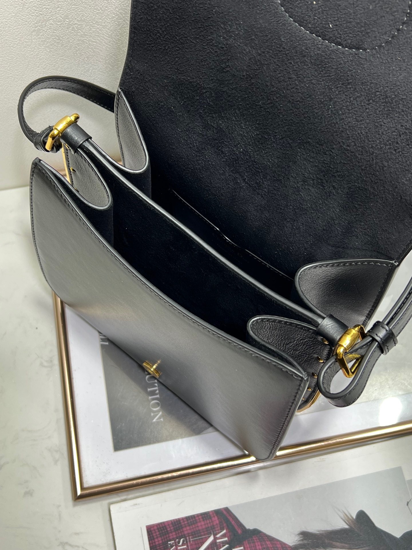 D*or bobby frame bag in black box calfskin