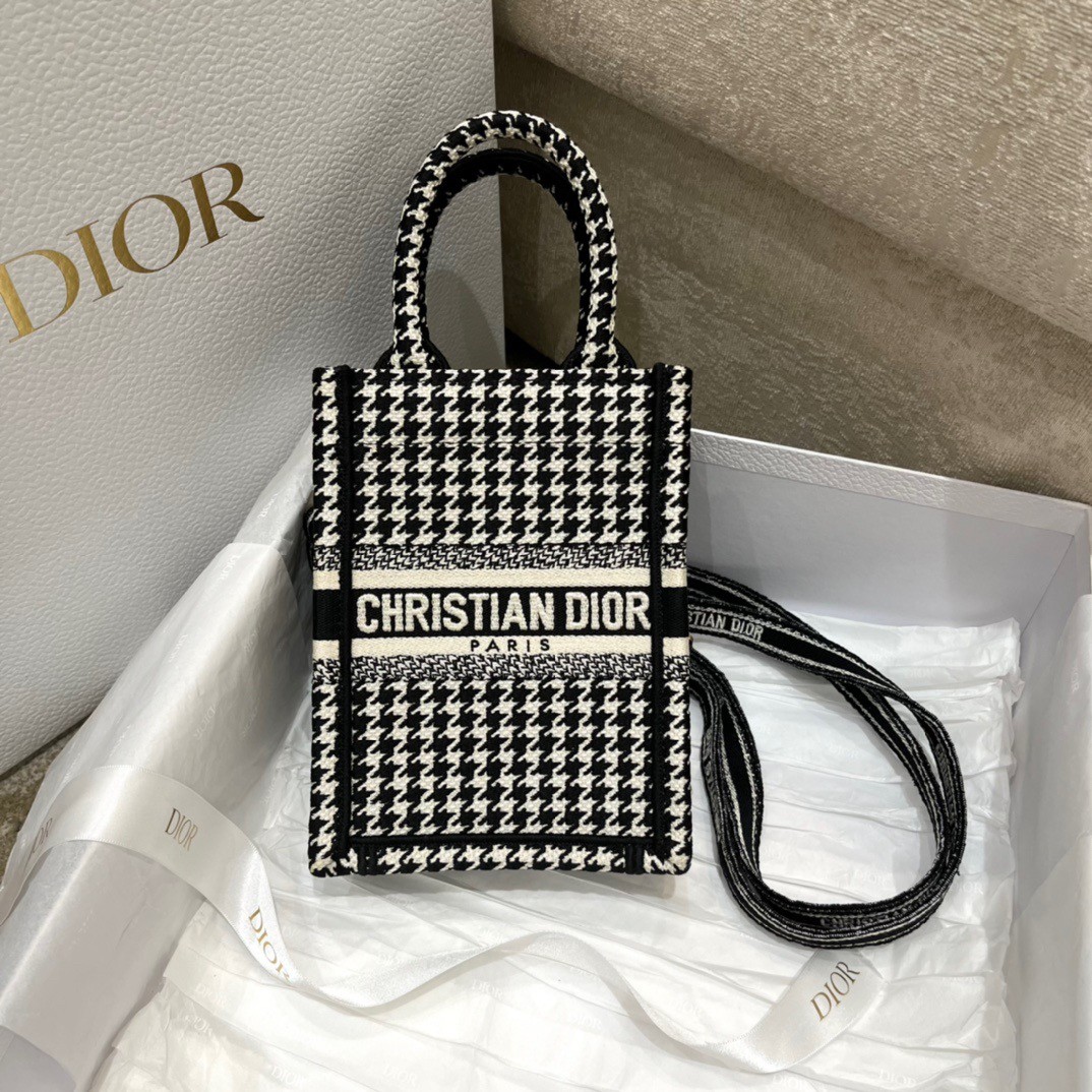 D*or mini book tote phone bag in micro houndstooth embroidery