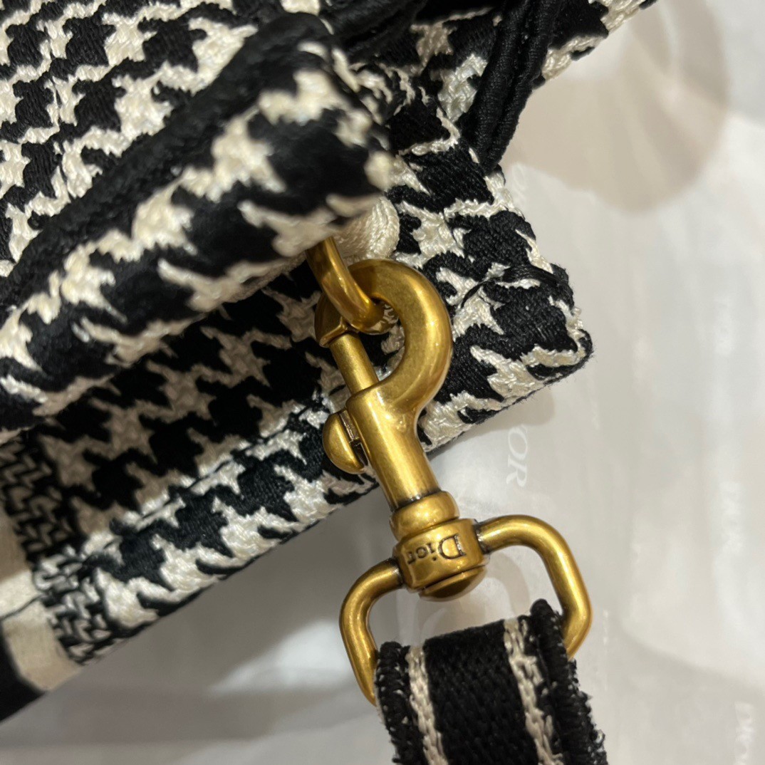 D*or mini book tote phone bag in micro houndstooth embroidery