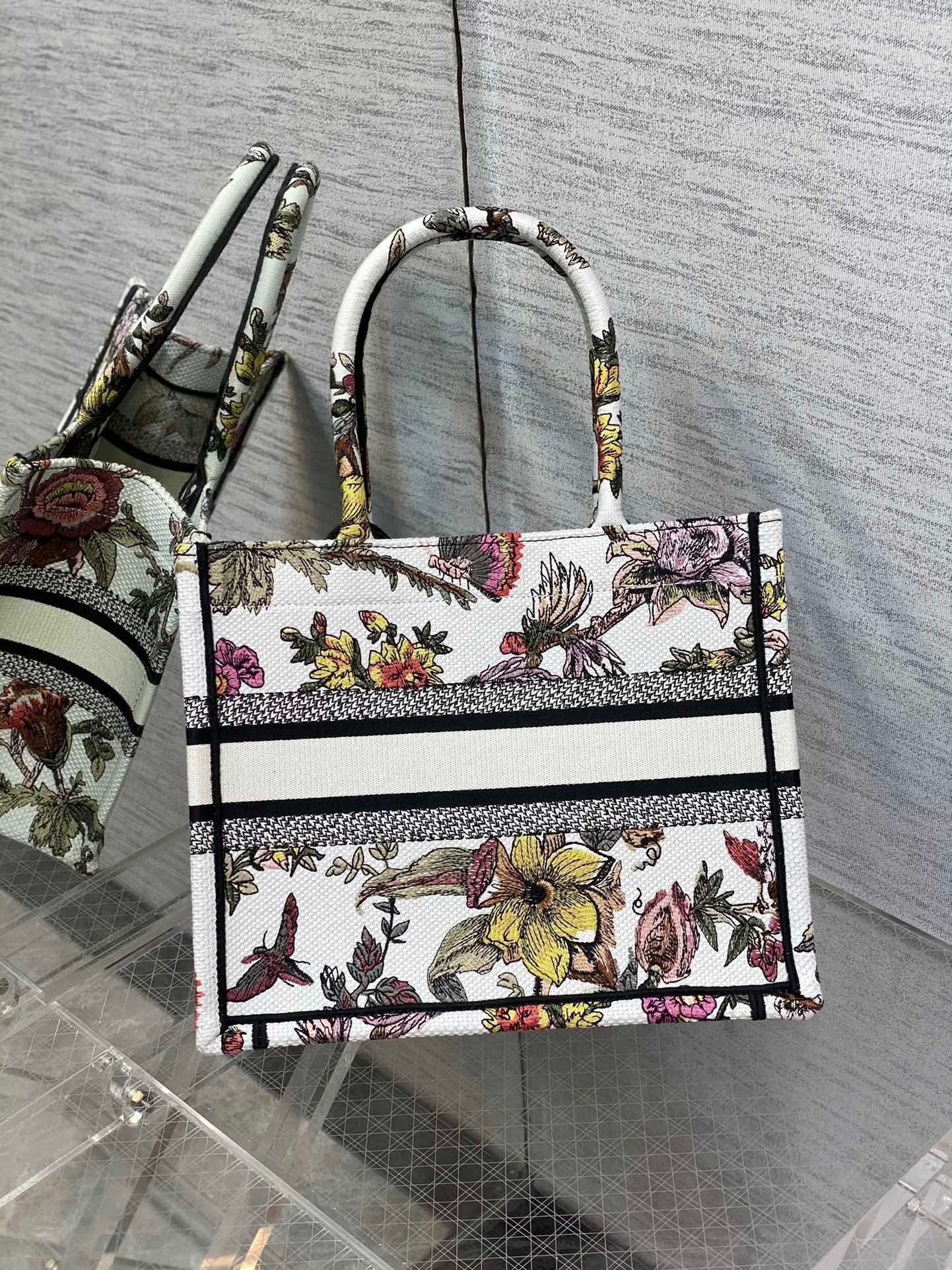 D*or small book tote bag in white multicolor jardin botanique embroidery