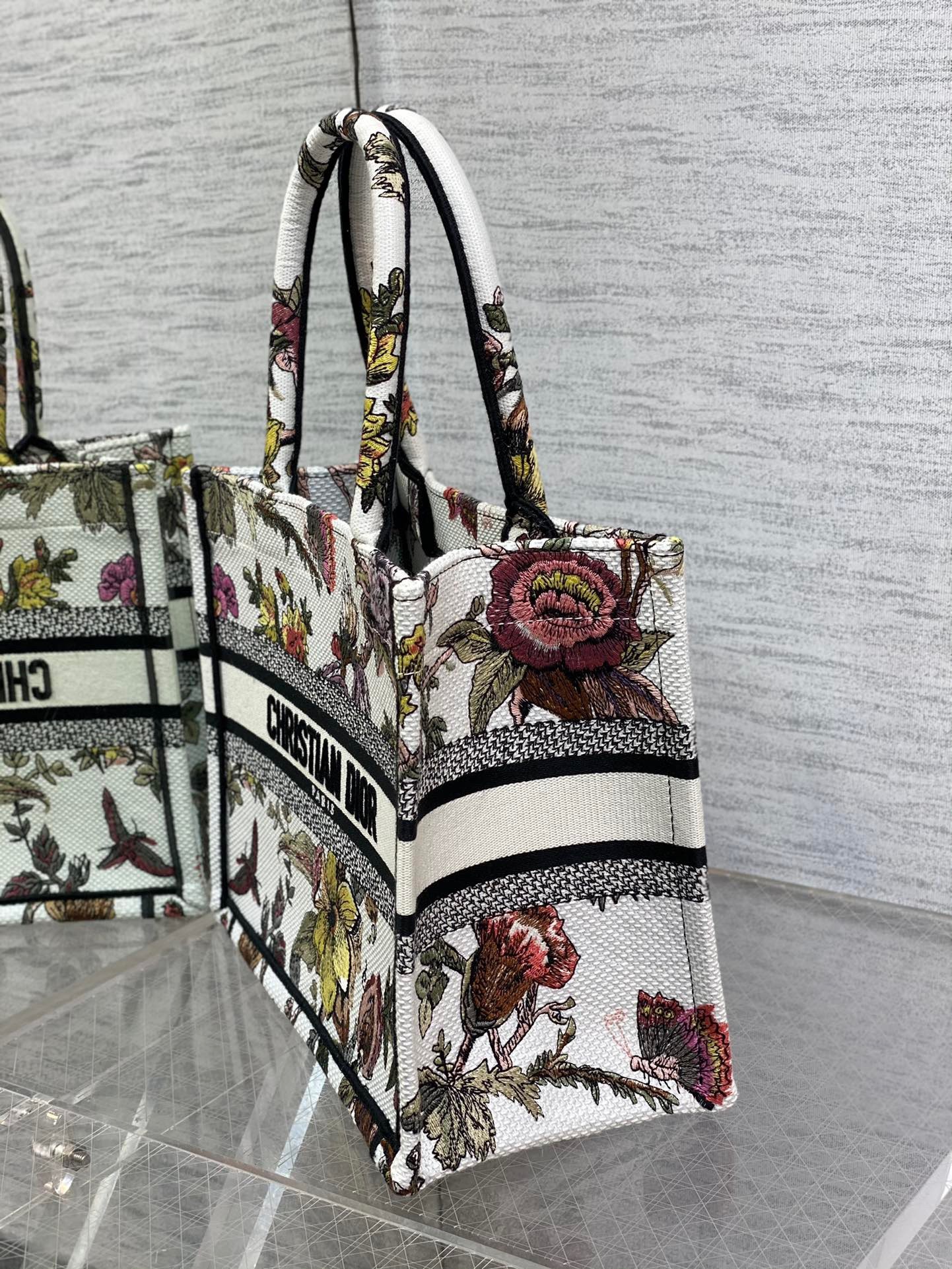 D*or small book tote bag in white multicolor jardin botanique embroidery