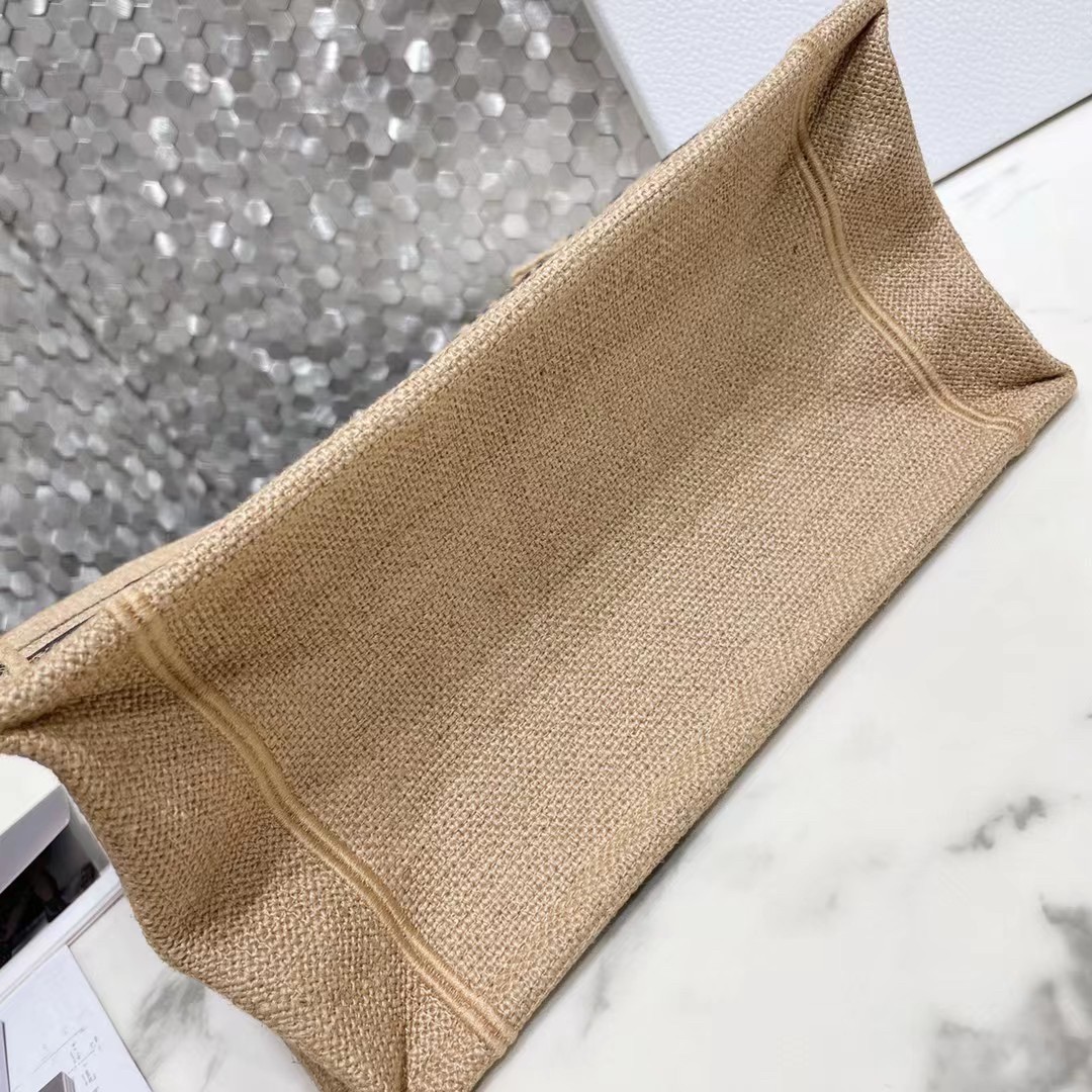 D*or small book tote bag in beige jute canvas with D*or union motif