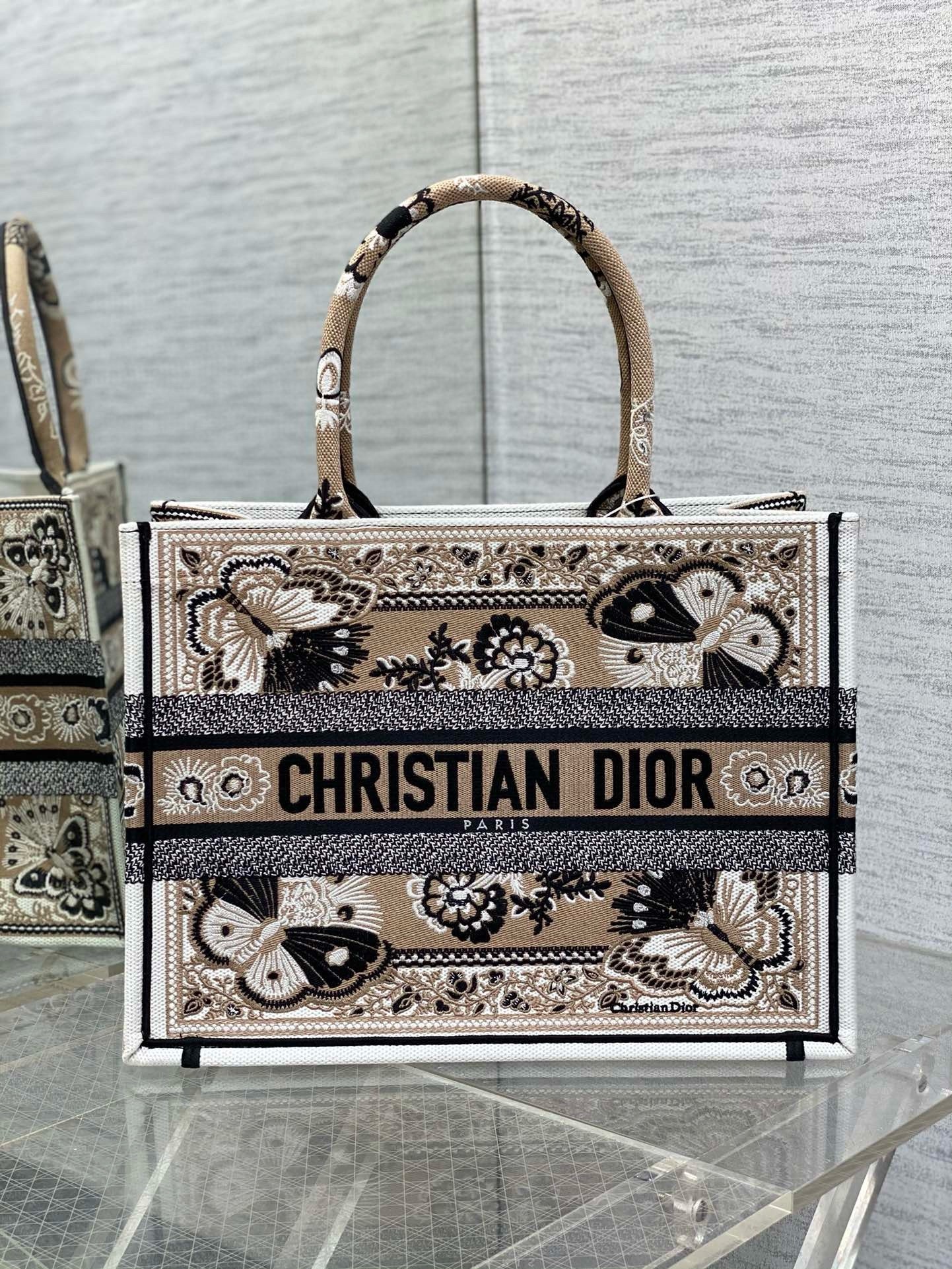 D*or medium book tote bag in beige butterfly bandana embroidery