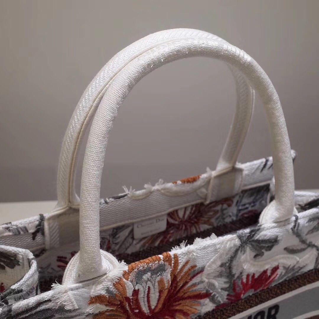 D*or small book tote in white camouflage with flowers