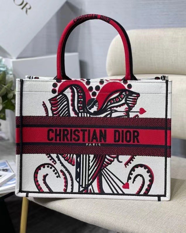 D*or medium book tote in latte multicolor cupidon embroidery