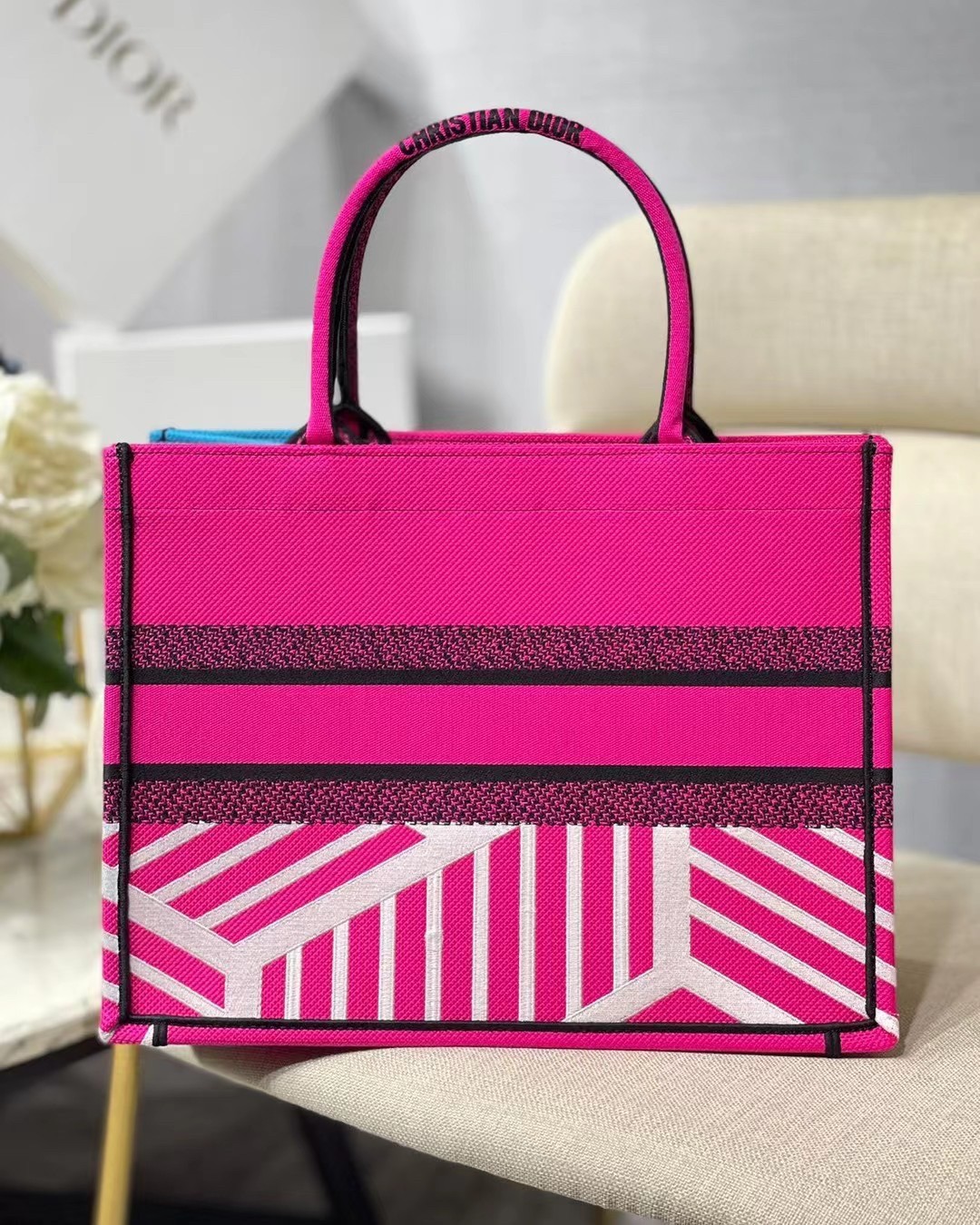 D*or medium book tote bag in pink d-jungle pop embroidery