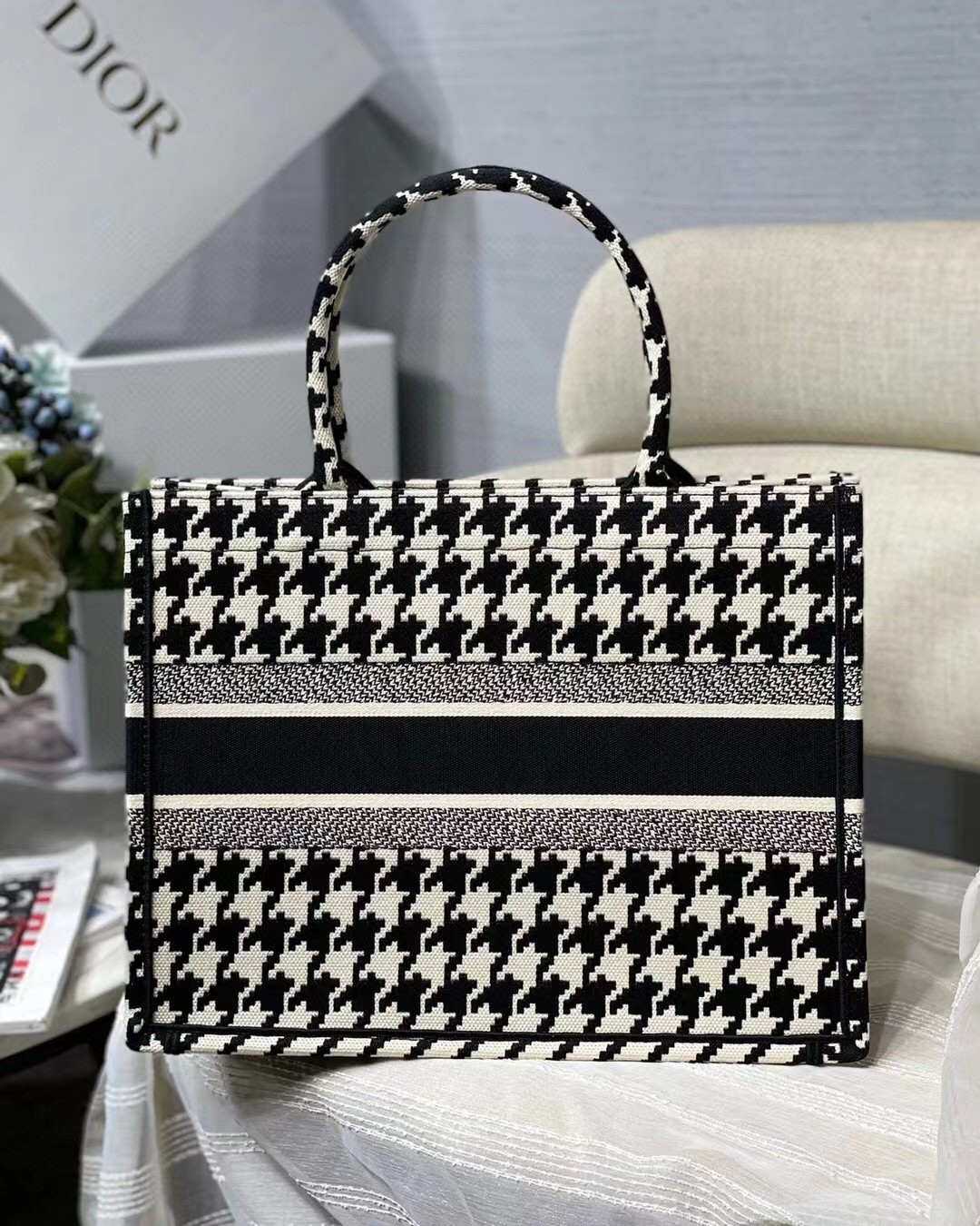 D*or small book tote in black houndstooth embroidery