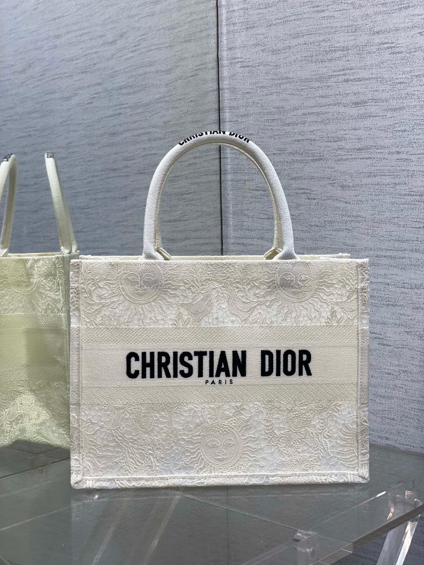 D*or medium book tote bag in white toile de jouy soleil macramé embroidery