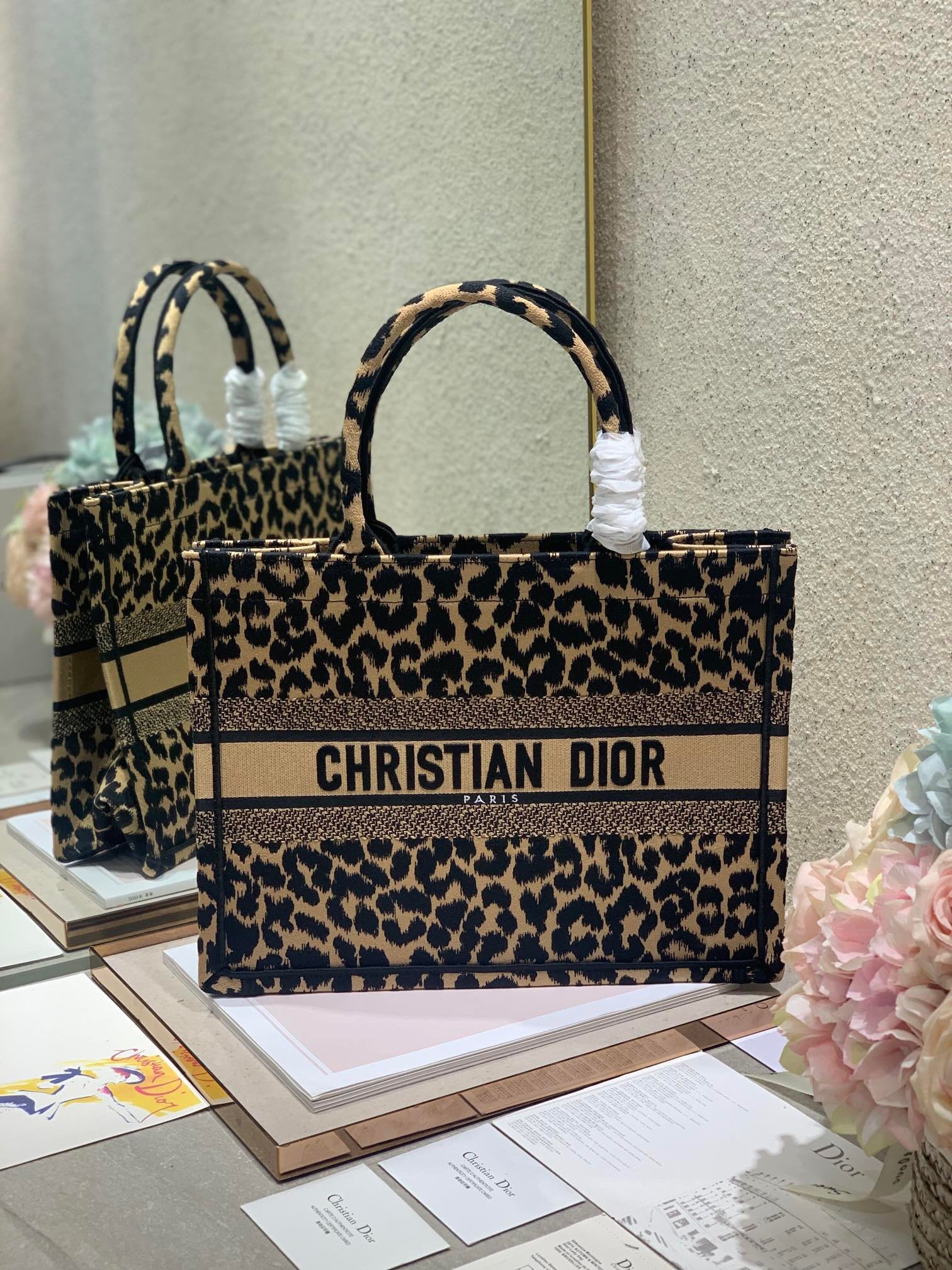D*or medium book tote in beige multicolor mizza embroidery